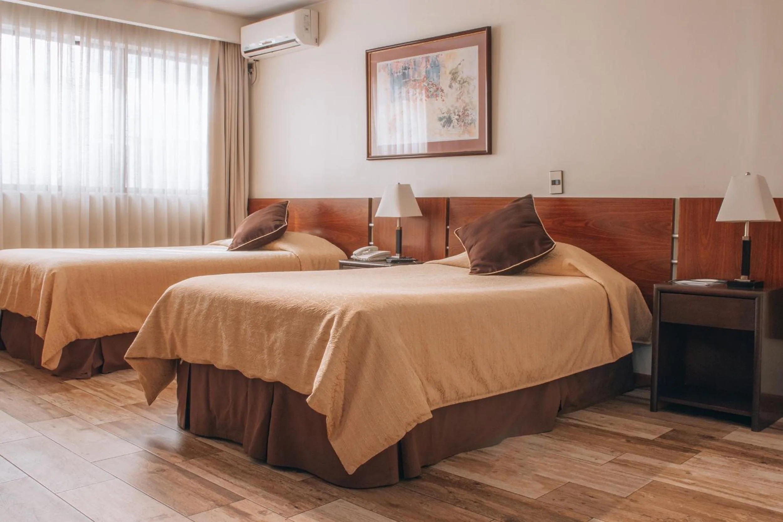 Photo of the whole room, Bed in Hotel Diego de Velazquez