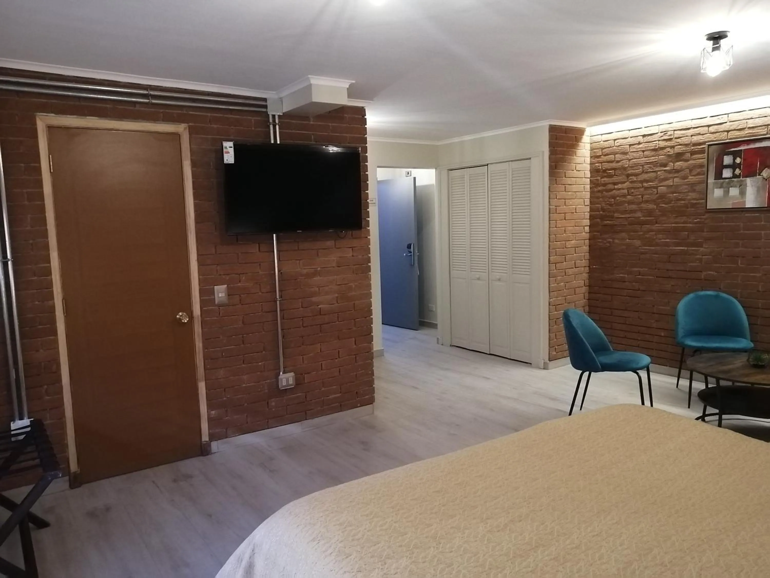 Property building, Bed in Hotel Diego de Velazquez