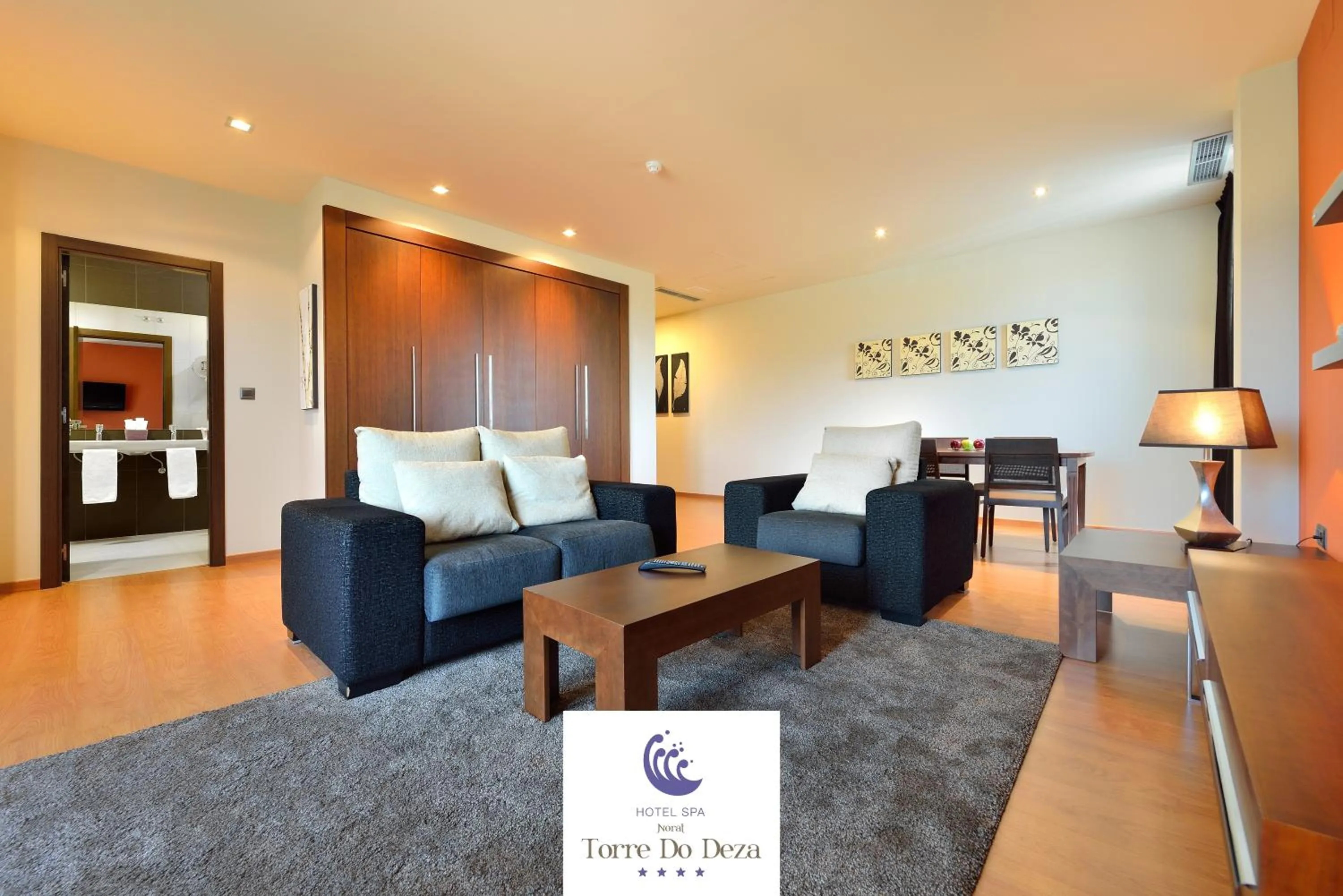 Seating area in Hotel Spa Norat Torre Do Deza 4* Superior