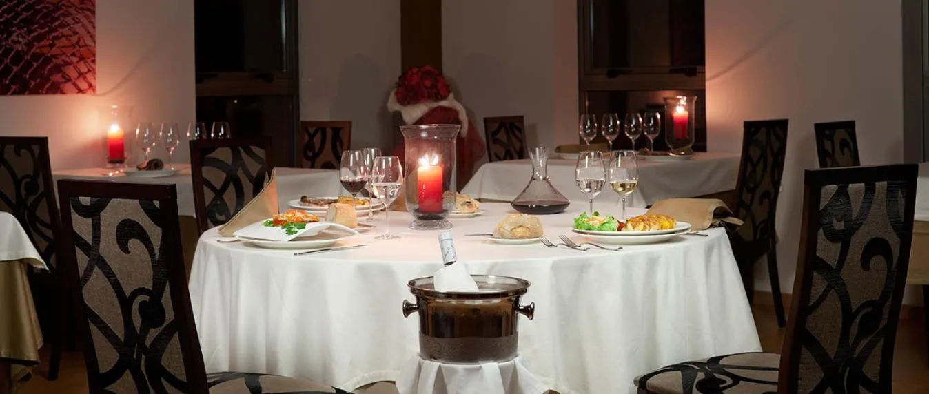 Restaurant/places to eat in Hotel Spa Norat Torre Do Deza 4* Superior