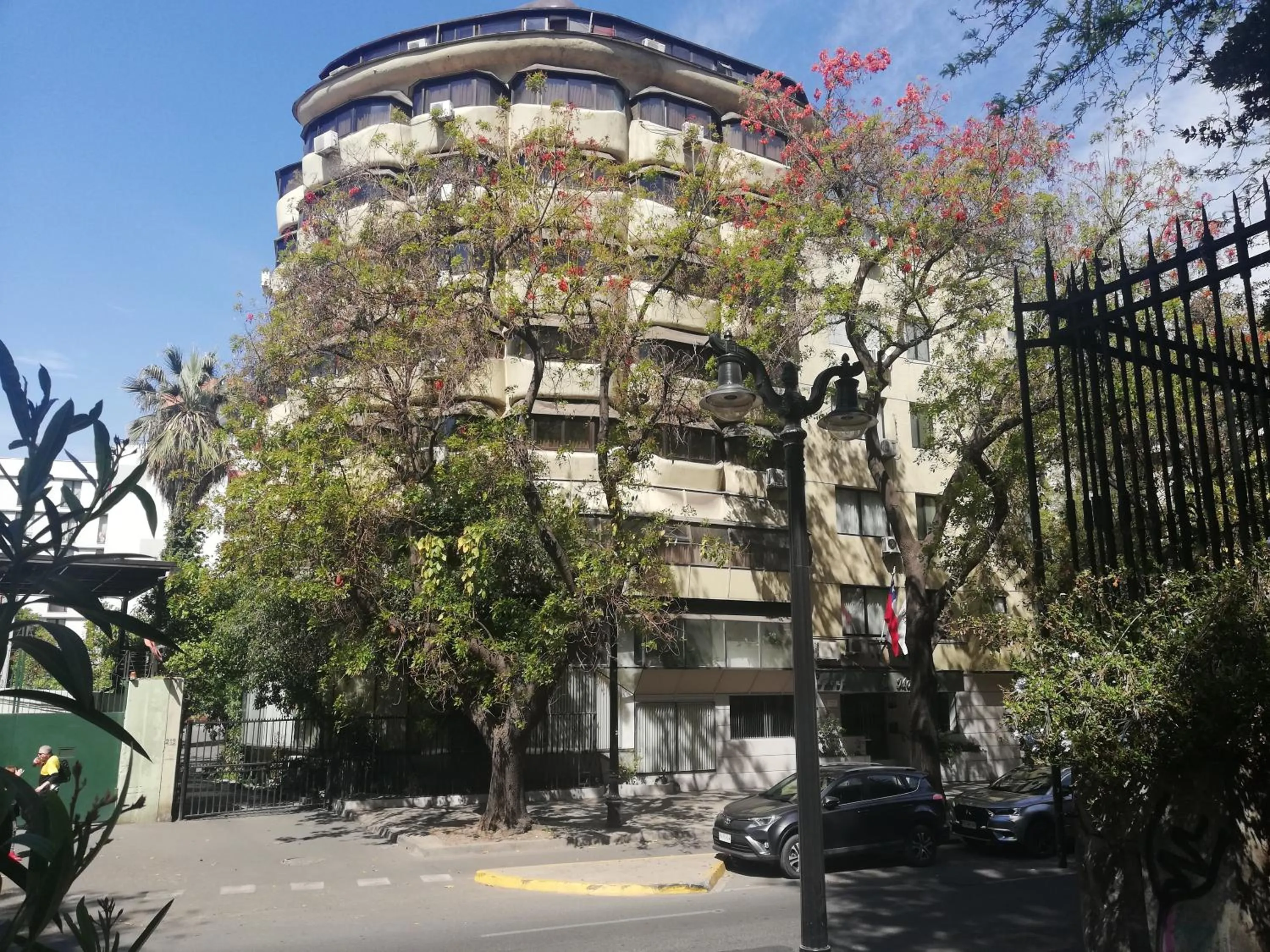 Facade/entrance in Hotel Montecarlo Santiago