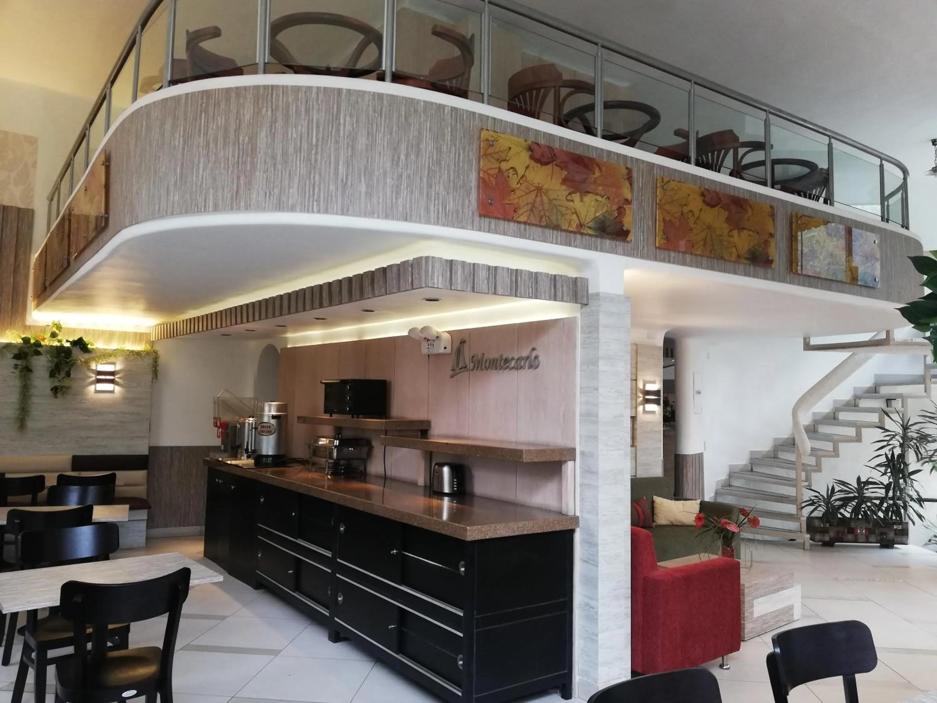 Buffet breakfast in Hotel Montecarlo Santiago