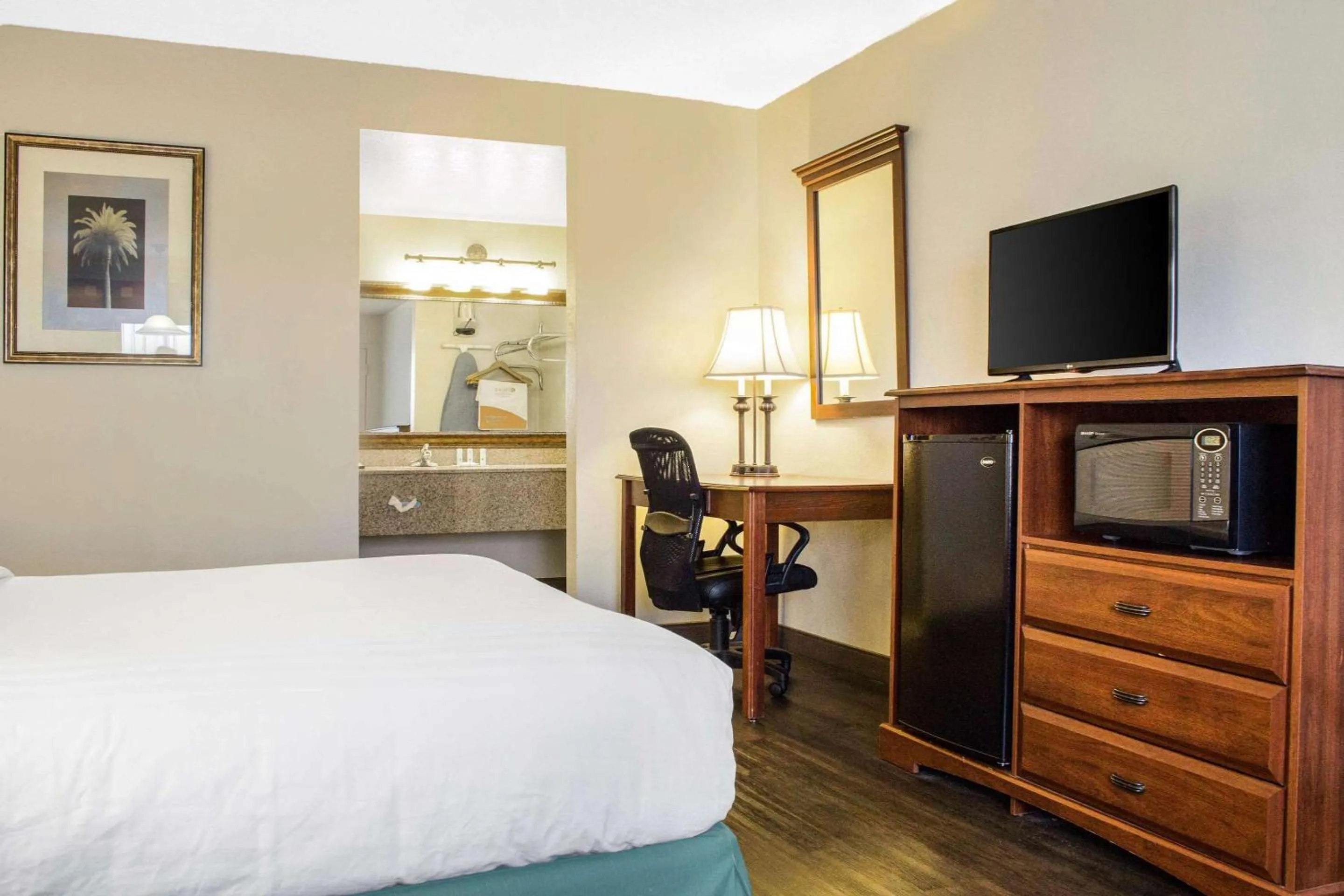 Photo of the whole room, Bed in Quality Inn Benson I-10 Exit 304