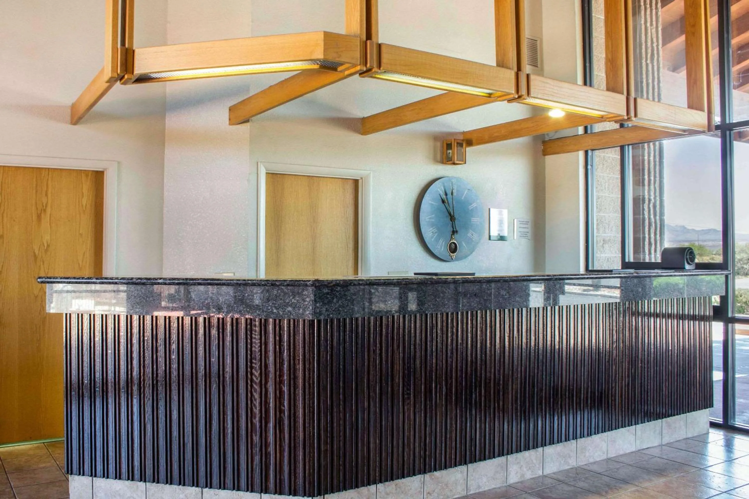 Lobby or reception in Quality Inn Benson I-10 Exit 304