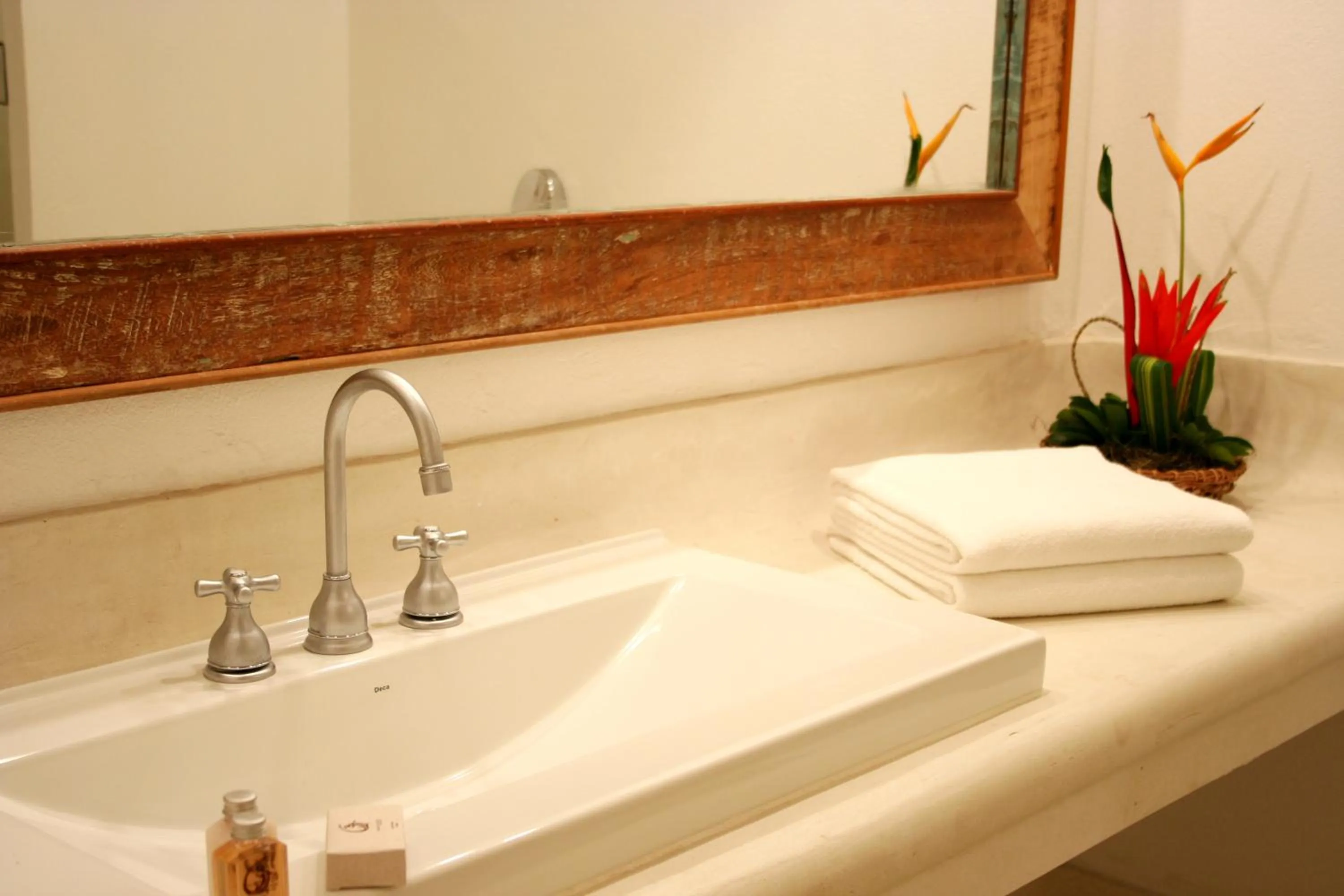 Bathroom in Arraial D'ajuda Eco Resort