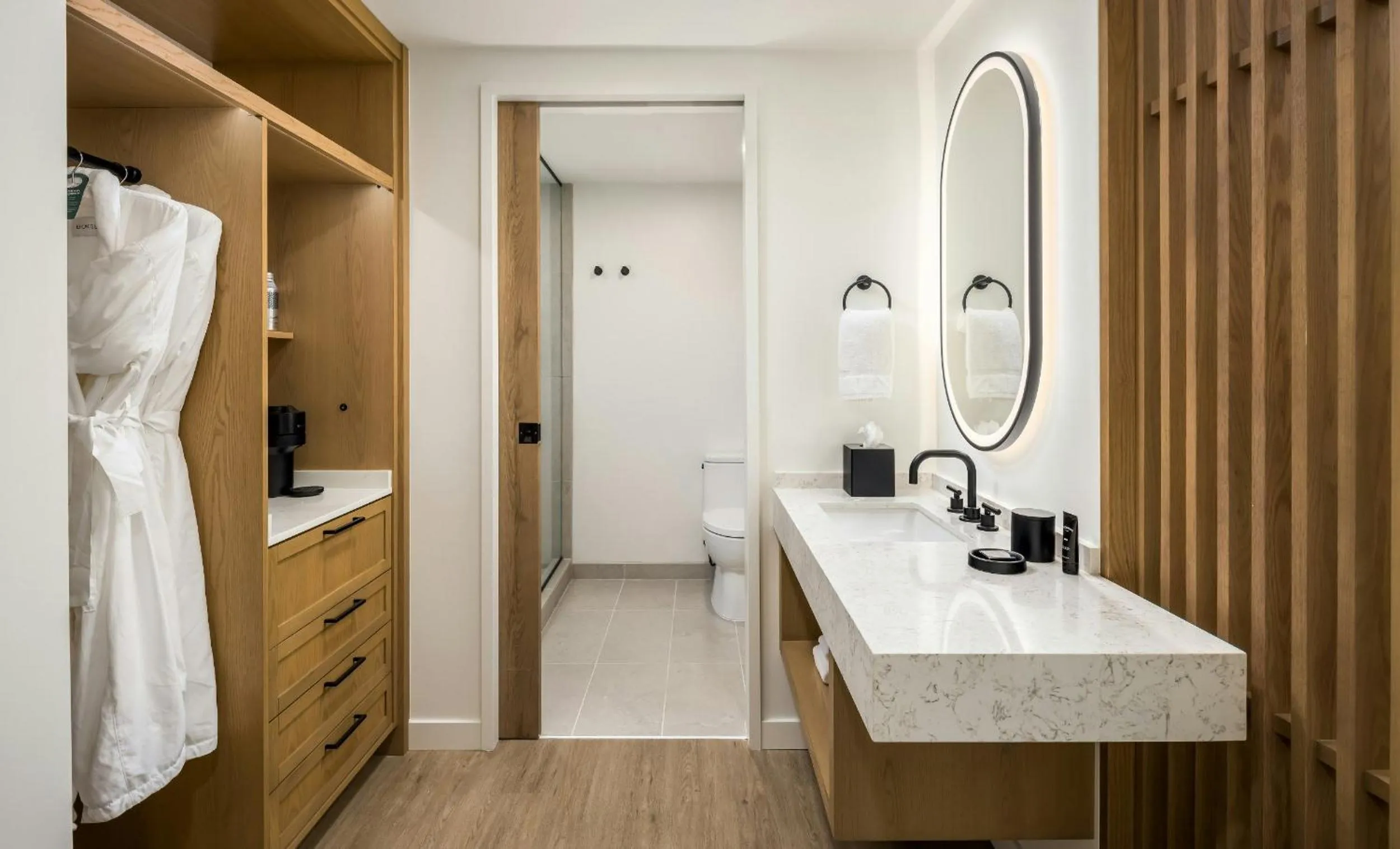 Photo of the whole room, Bed in Guesthouse Hotel at La Valle