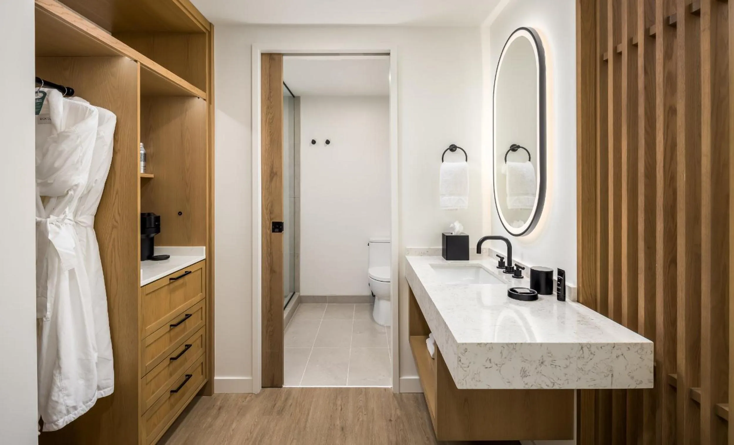 Photo of the whole room, Bed in Guesthouse Hotel at La Valle