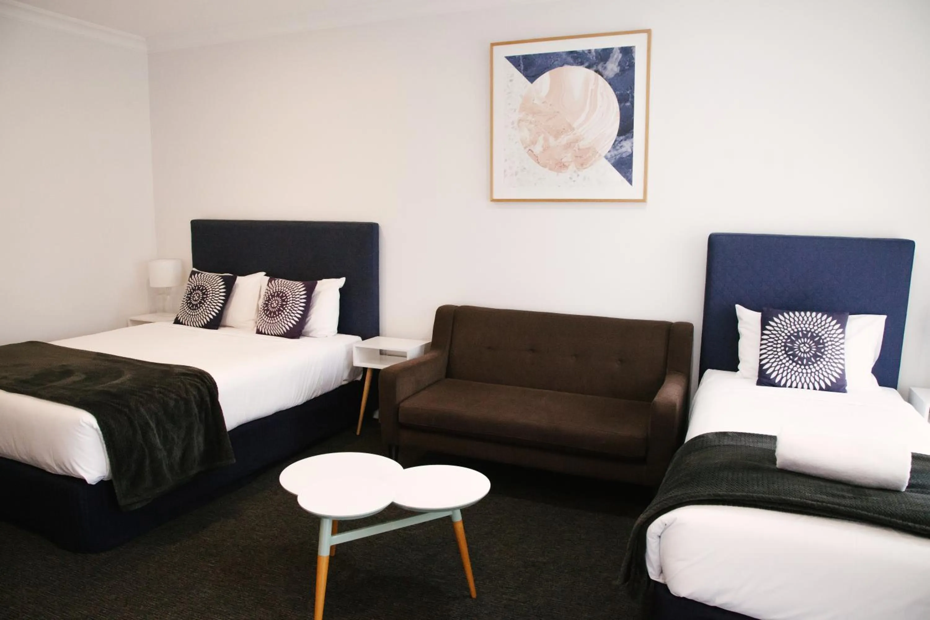 Bed in Nagambie Waterfront Motel