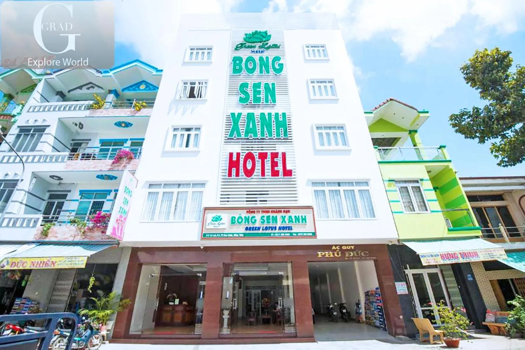 Property building in Bong Sen Xanh Hotel