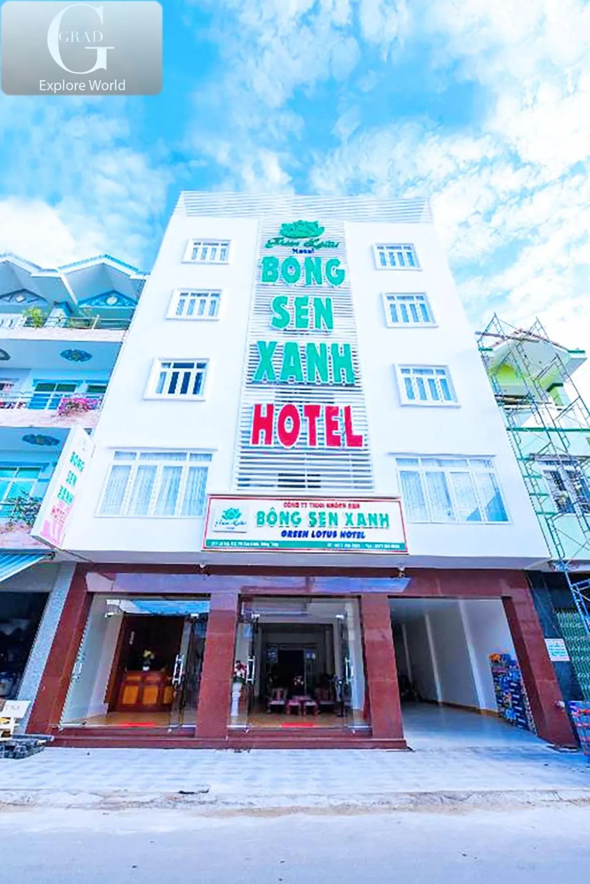 Property building in Bong Sen Xanh Hotel
