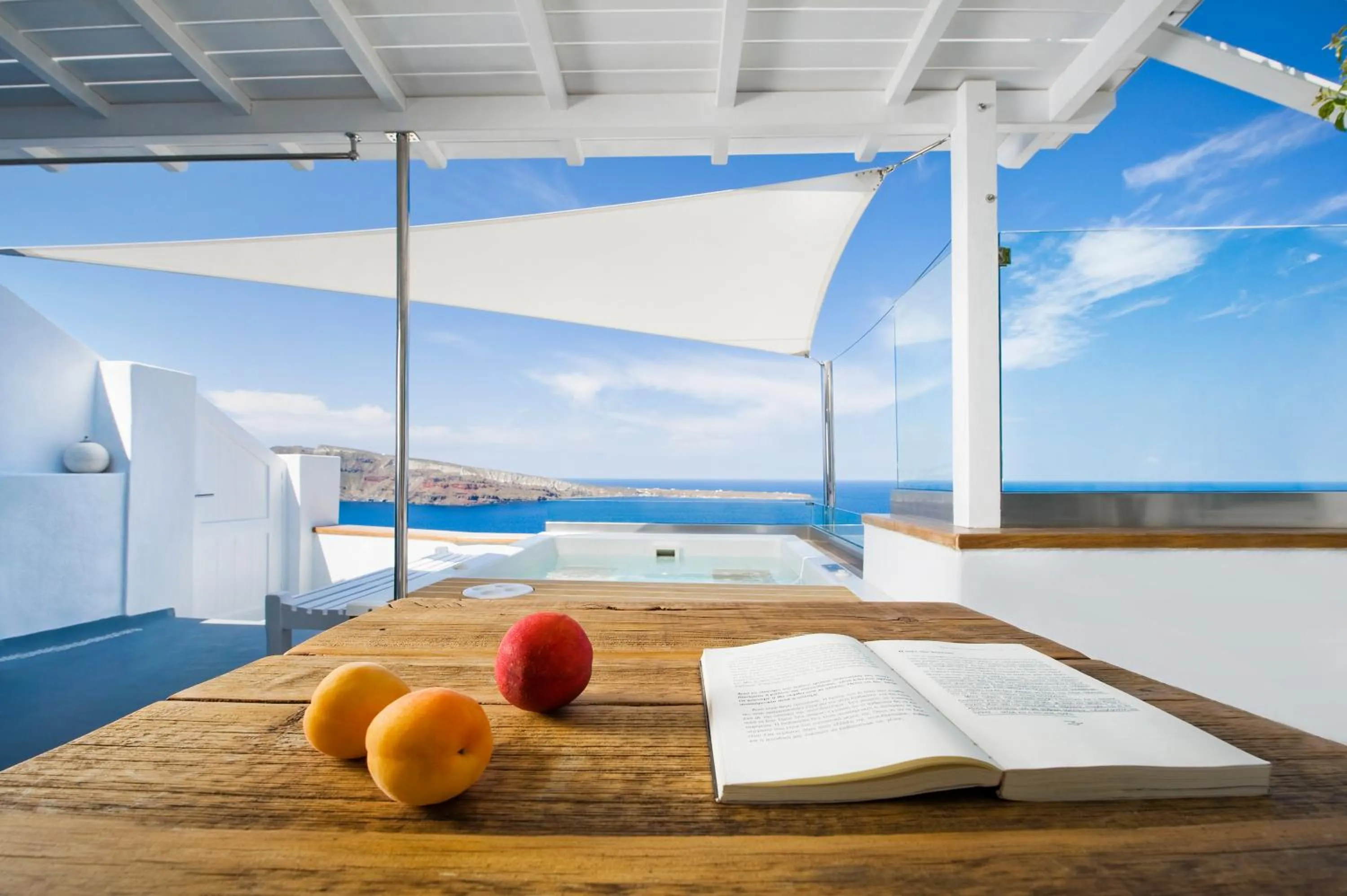 Balcony/Terrace in Hyperion Oia Suites