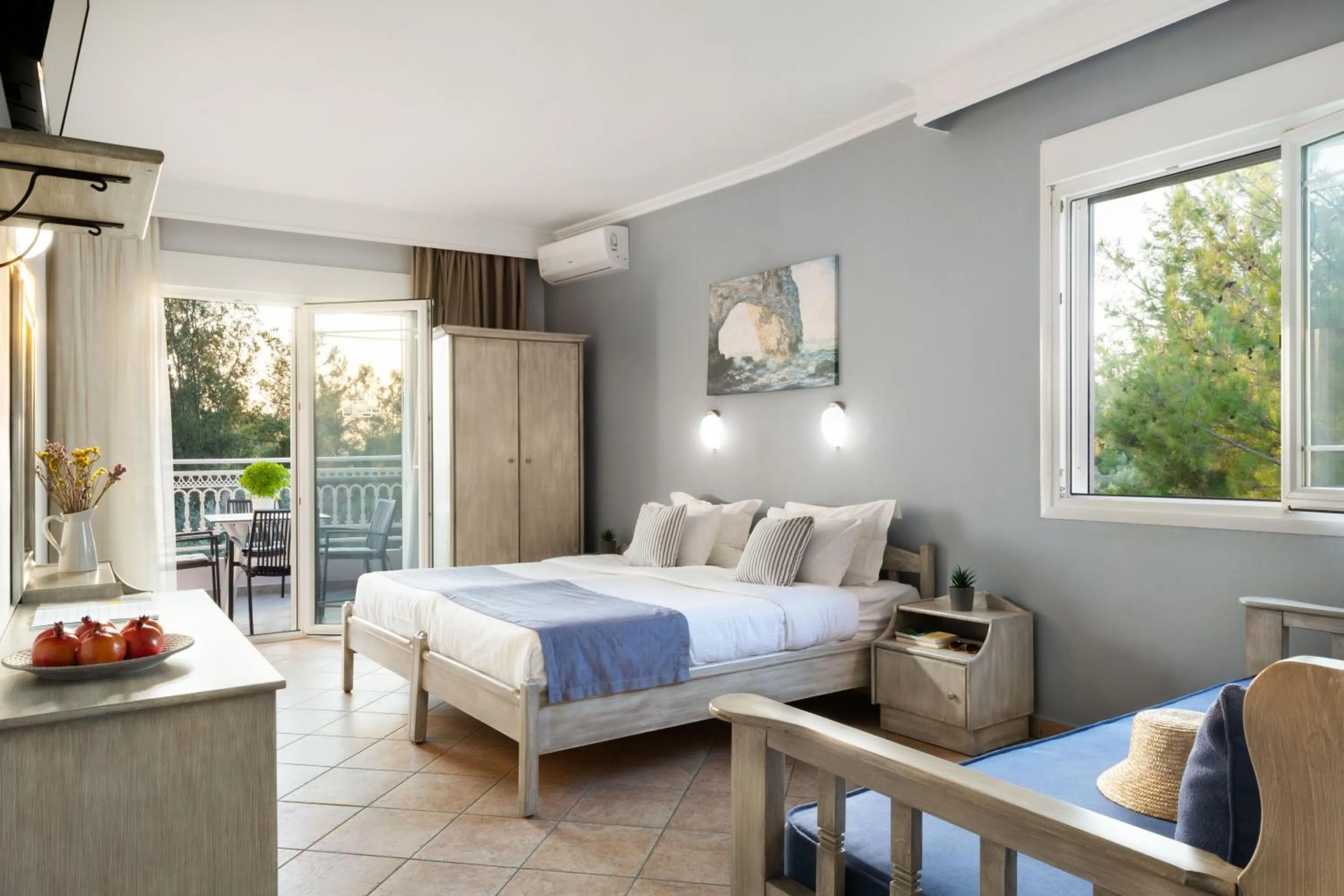 Bed in Hotel Sirines Complex