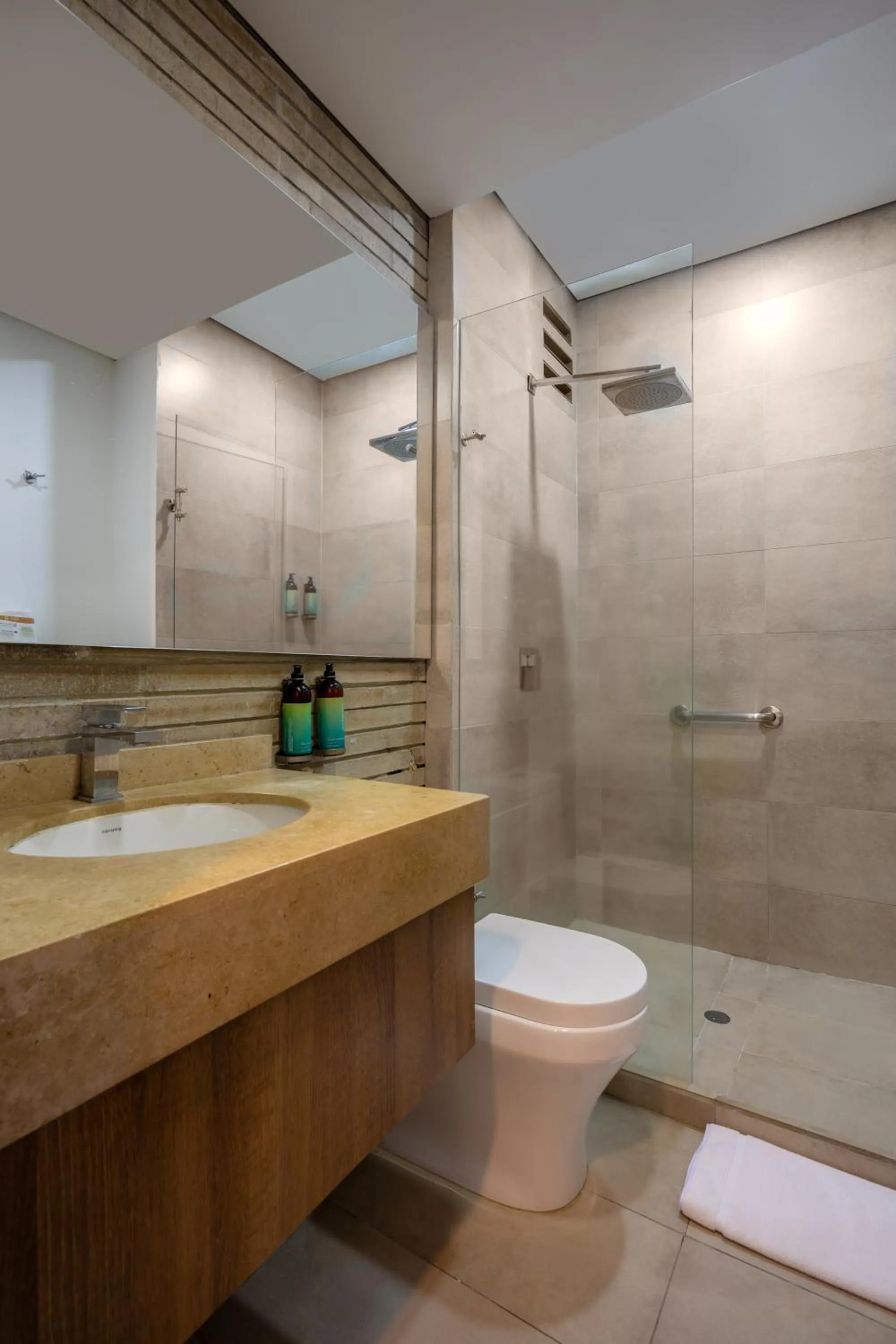 Bathroom in Alko Hotel Integrado