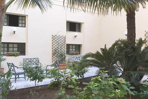 Garden in Palazzo Serraino Residence