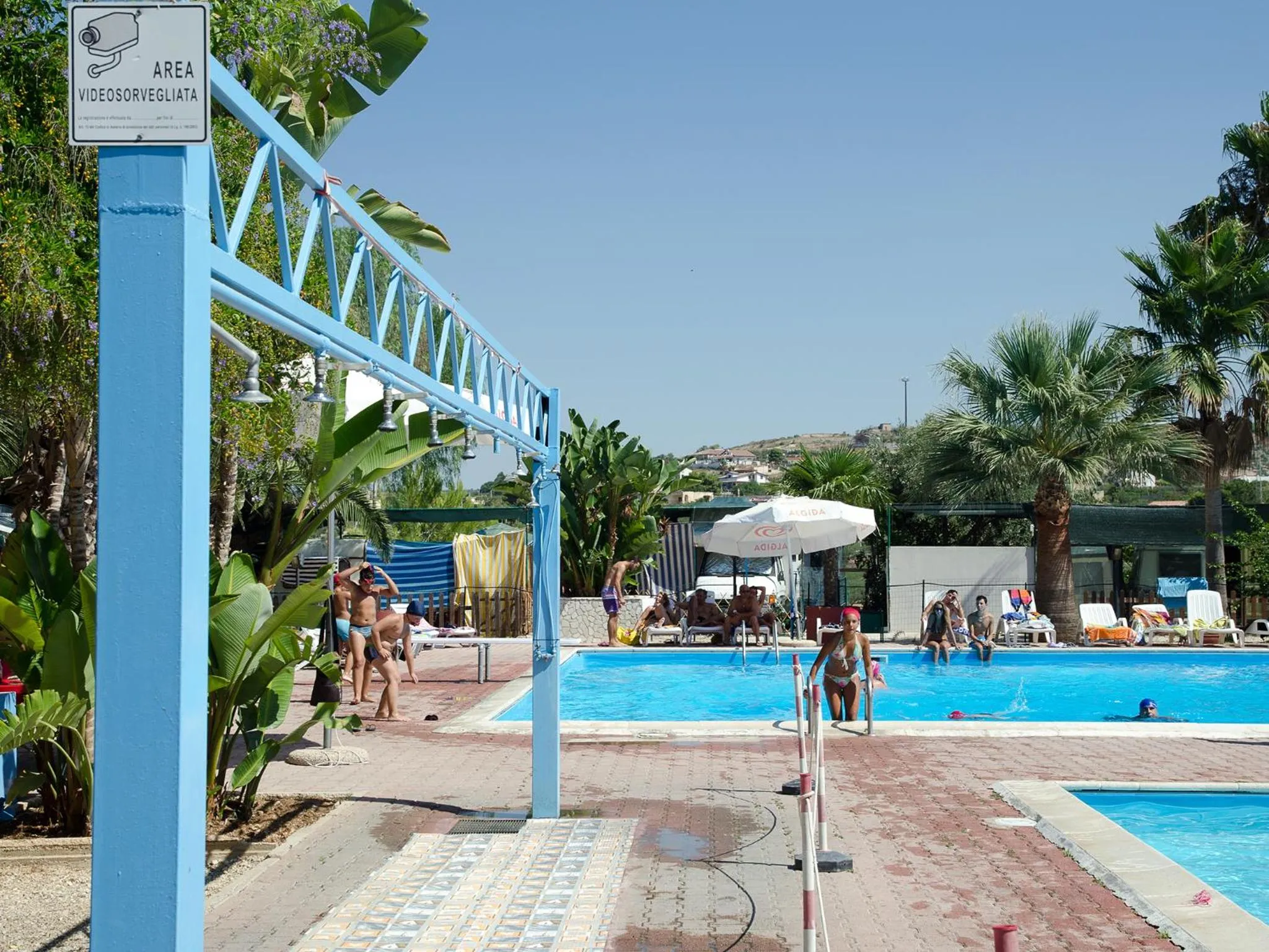 Swimming pool in Kamemi Village & Camping