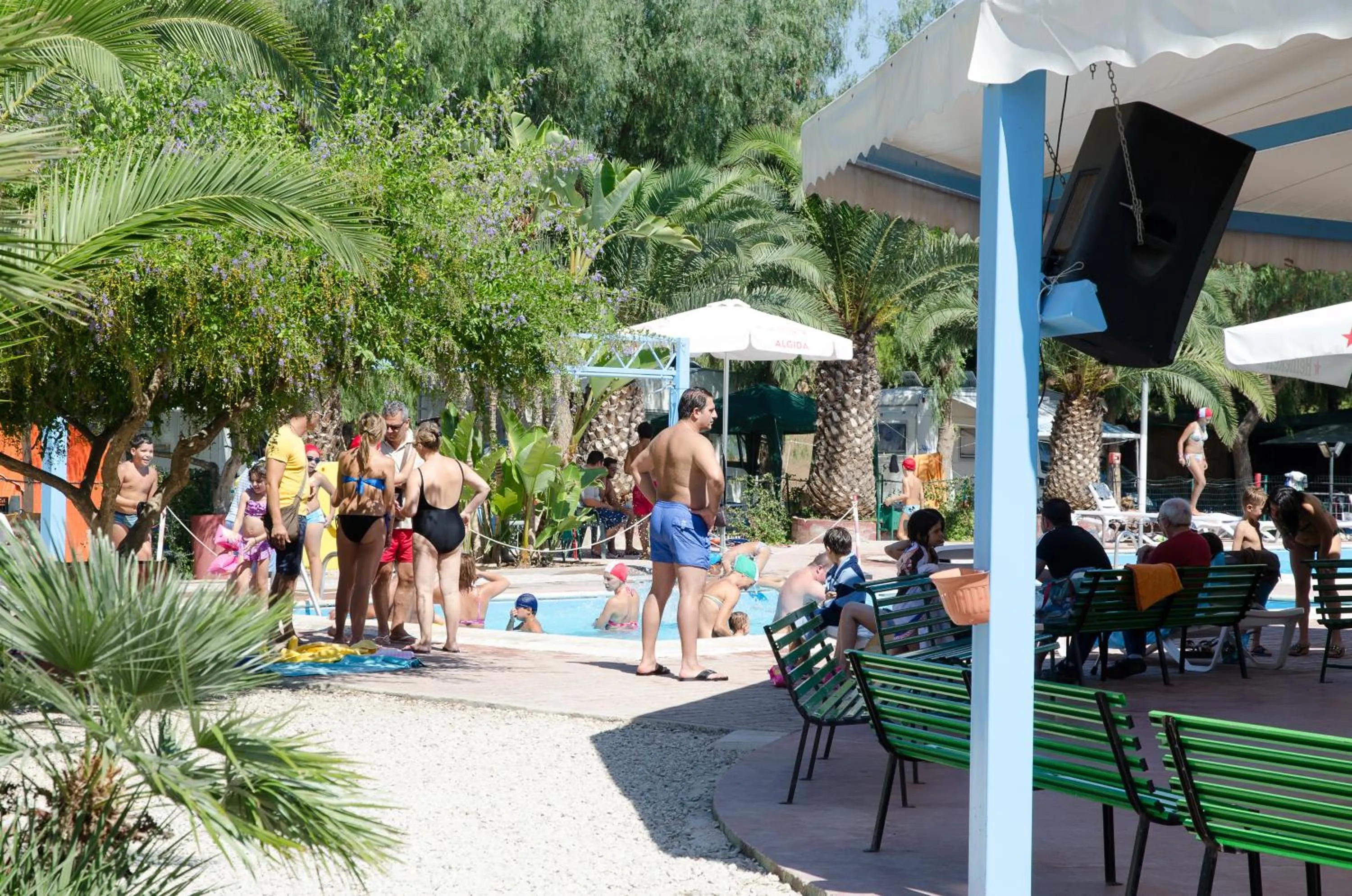 Swimming pool in Kamemi Village & Camping