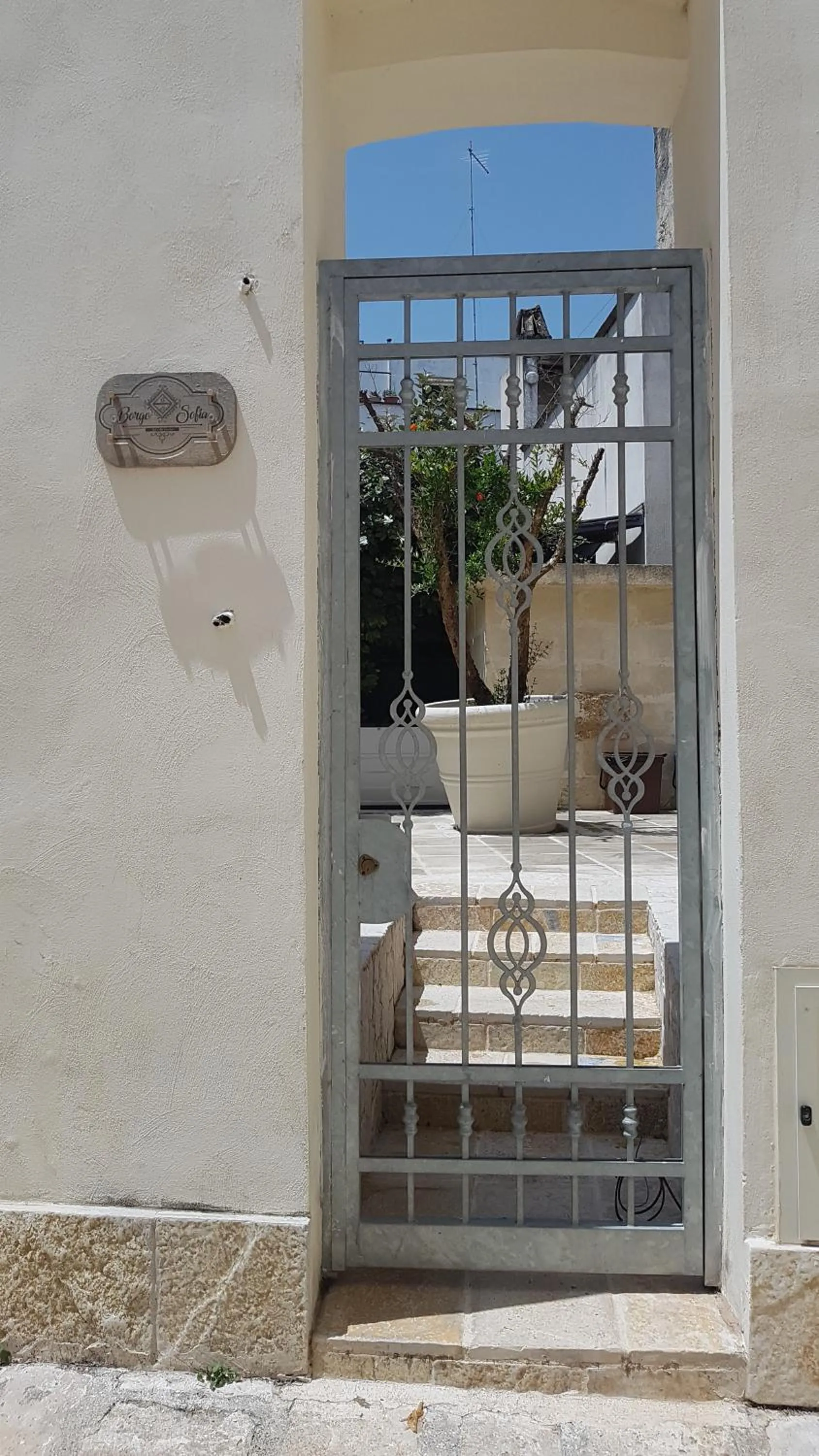 Facade/entrance in Borgo Sofia Bed and Breakfast