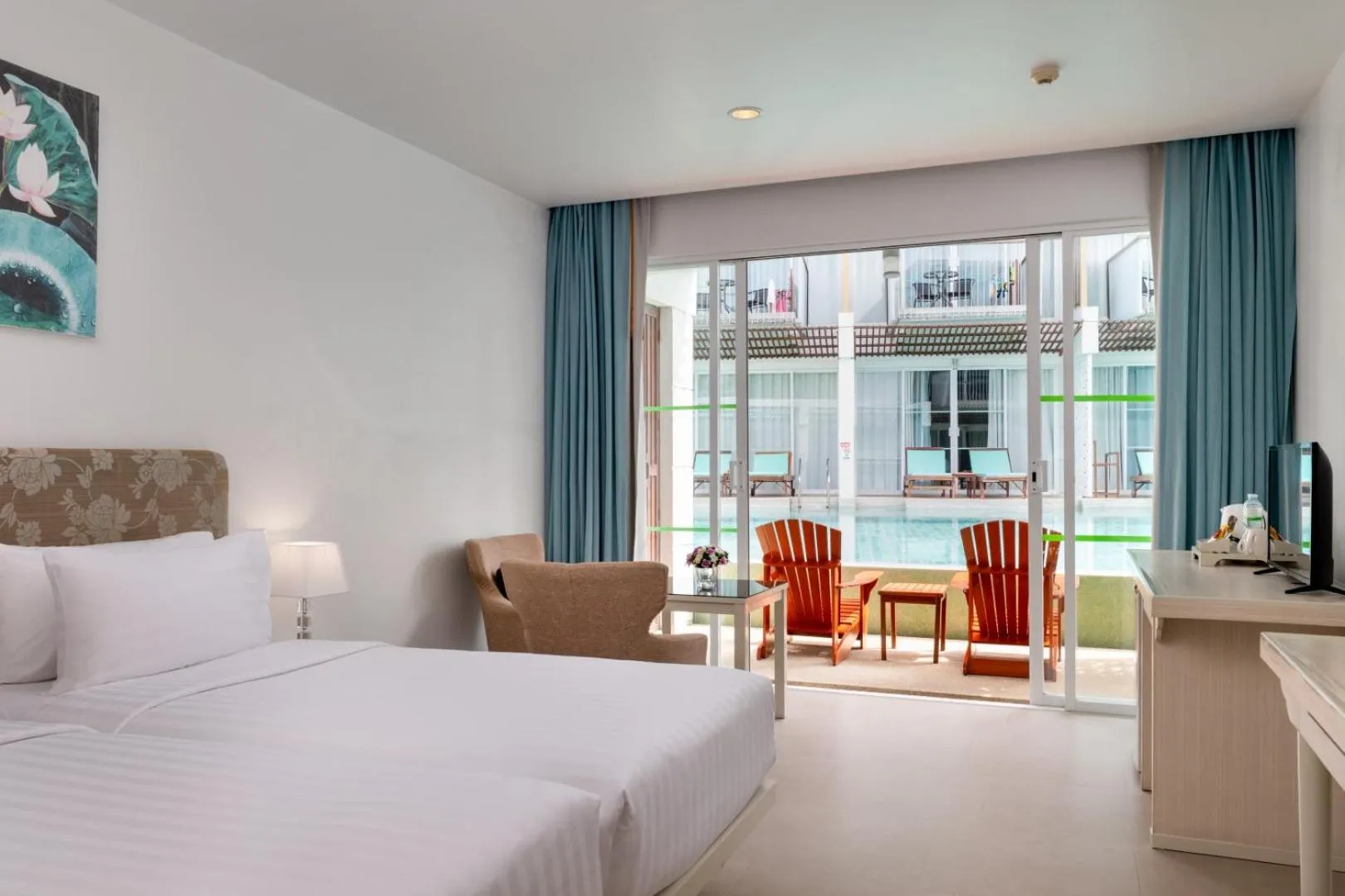 Swimming pool, Bed in The Briza Beach Resort, Khao Lak SHA Extra Plus