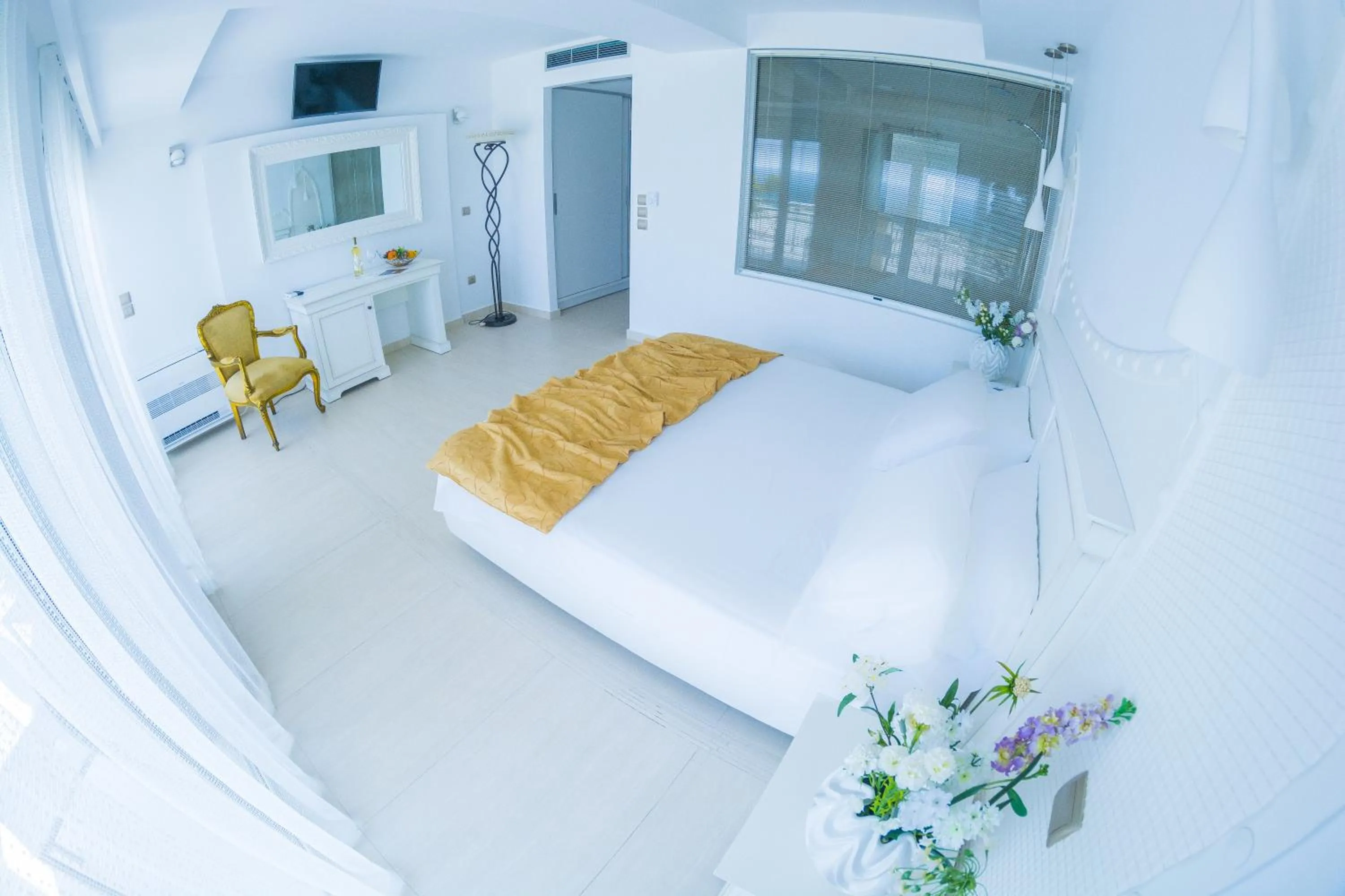 Balcony/Terrace, Bed in Hydrele Beach Hotel & Village