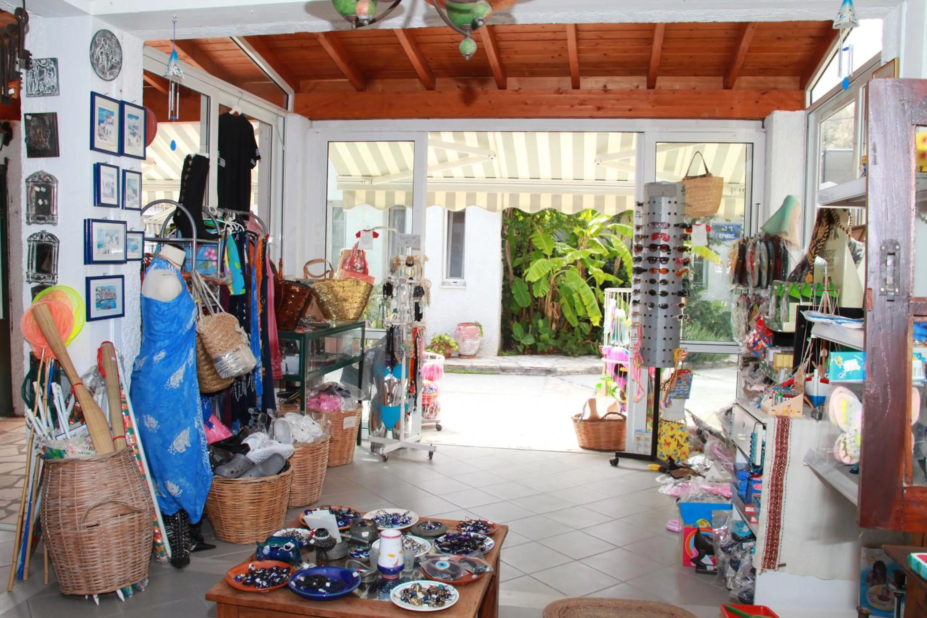 Business facilities in Hydrele Beach Hotel & Village