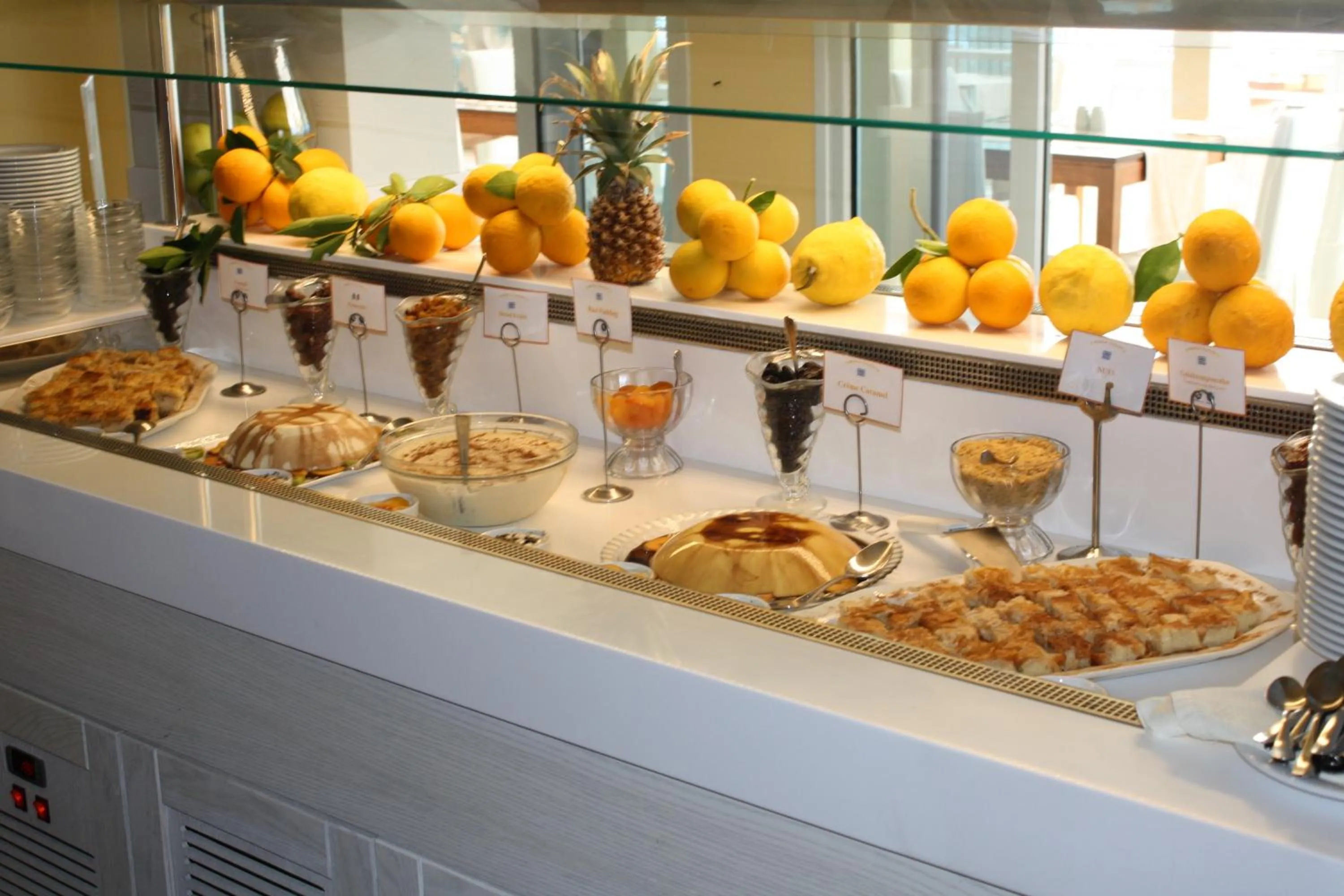 Lunch in Hydrele Beach Hotel & Village