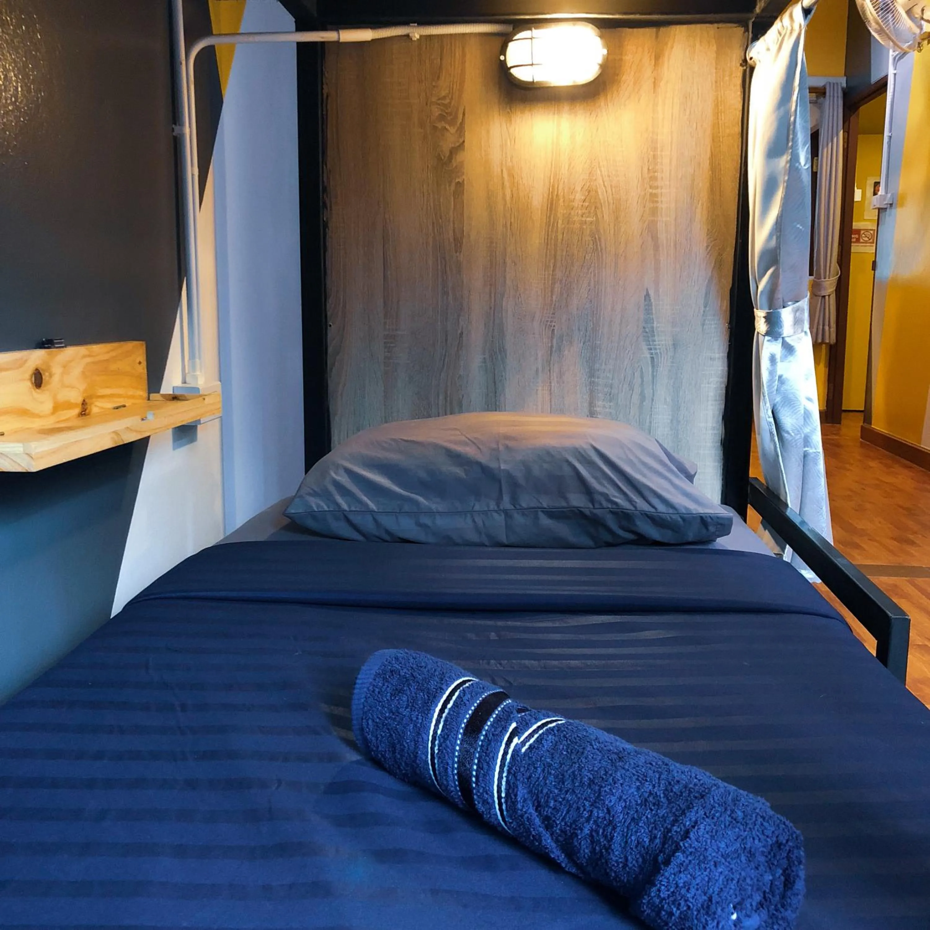 Bed in U2 & i-smile Hostel