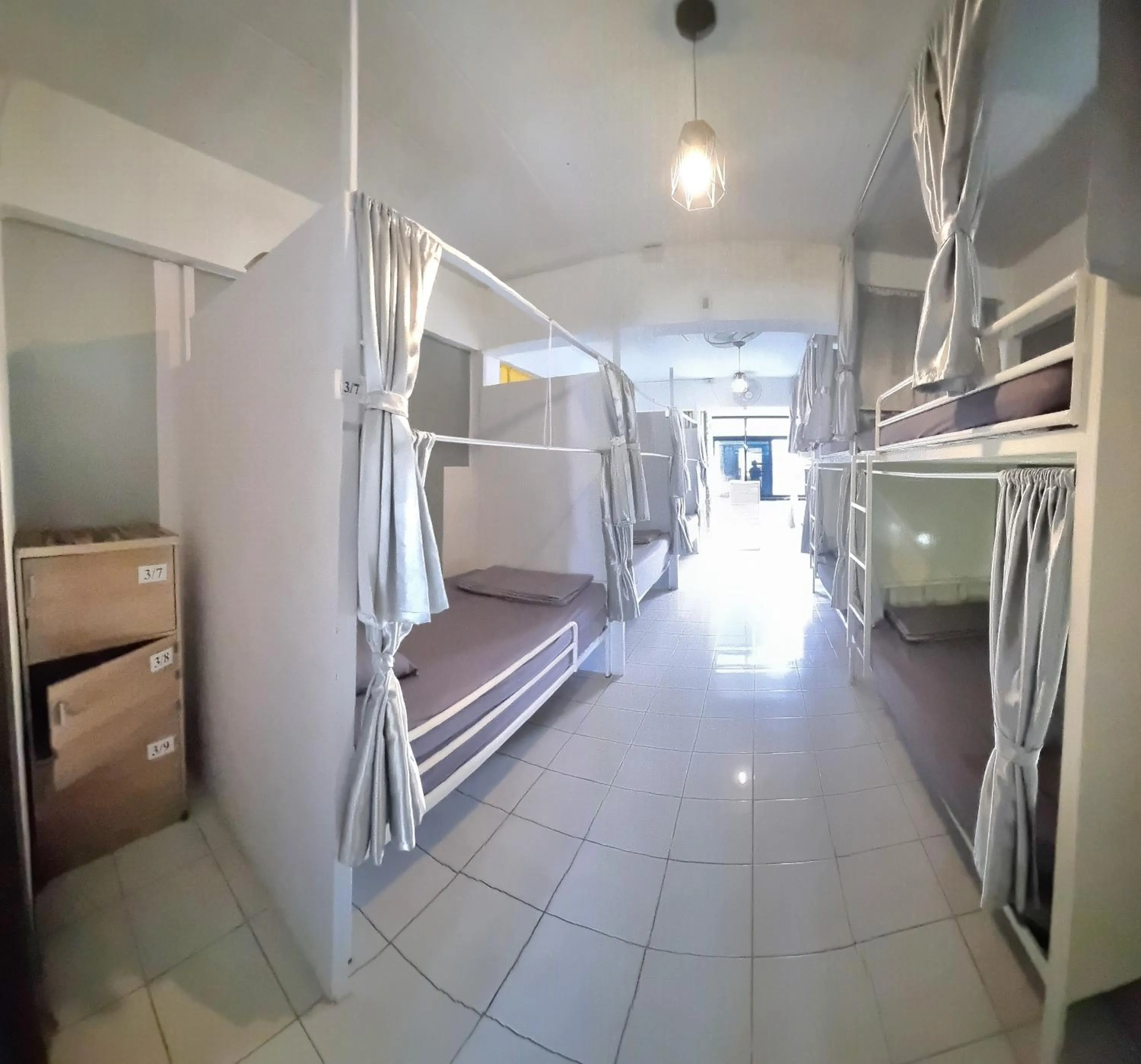 Bed in U2 & i-smile Hostel