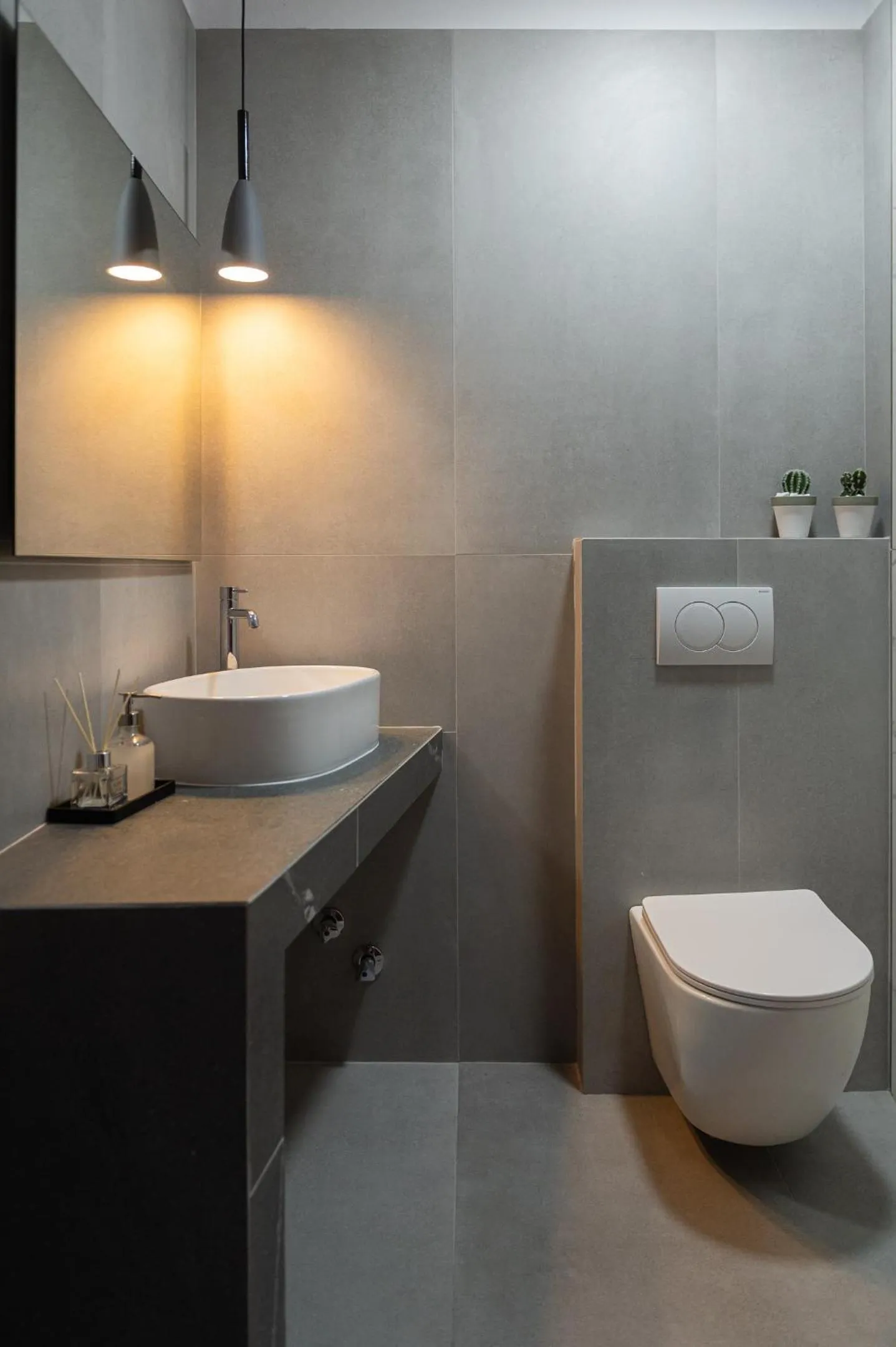 Toilet in Hotel Akropol