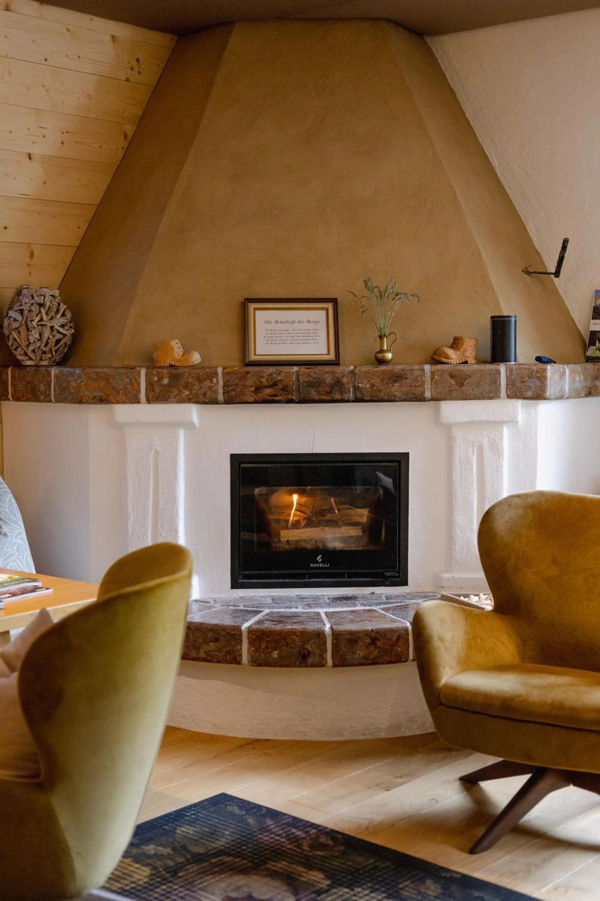 Lounge or bar in Biohotel Rastbichlhof