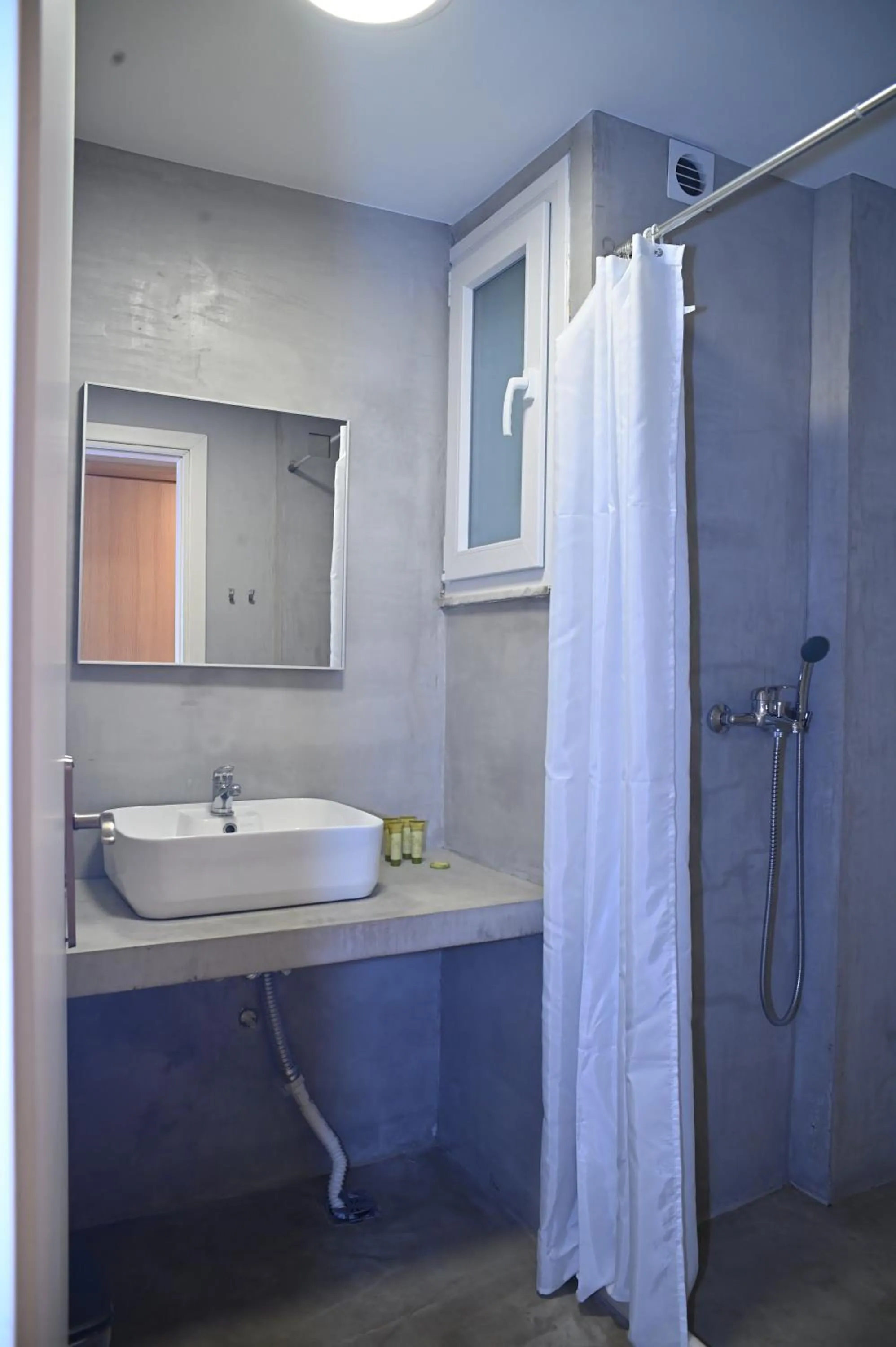 Bathroom in Kentrikon