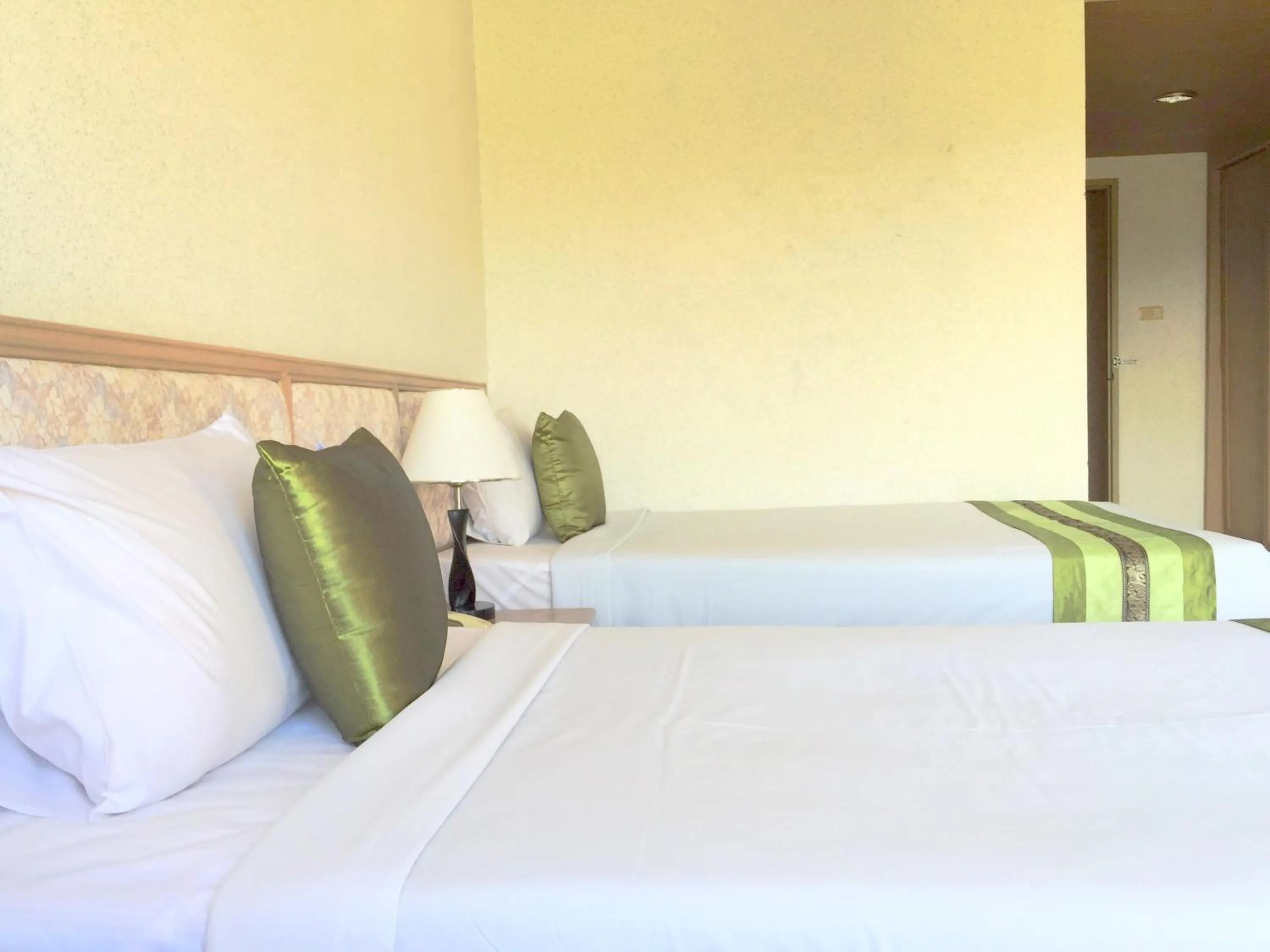 Bed in Takiab Beach Resort