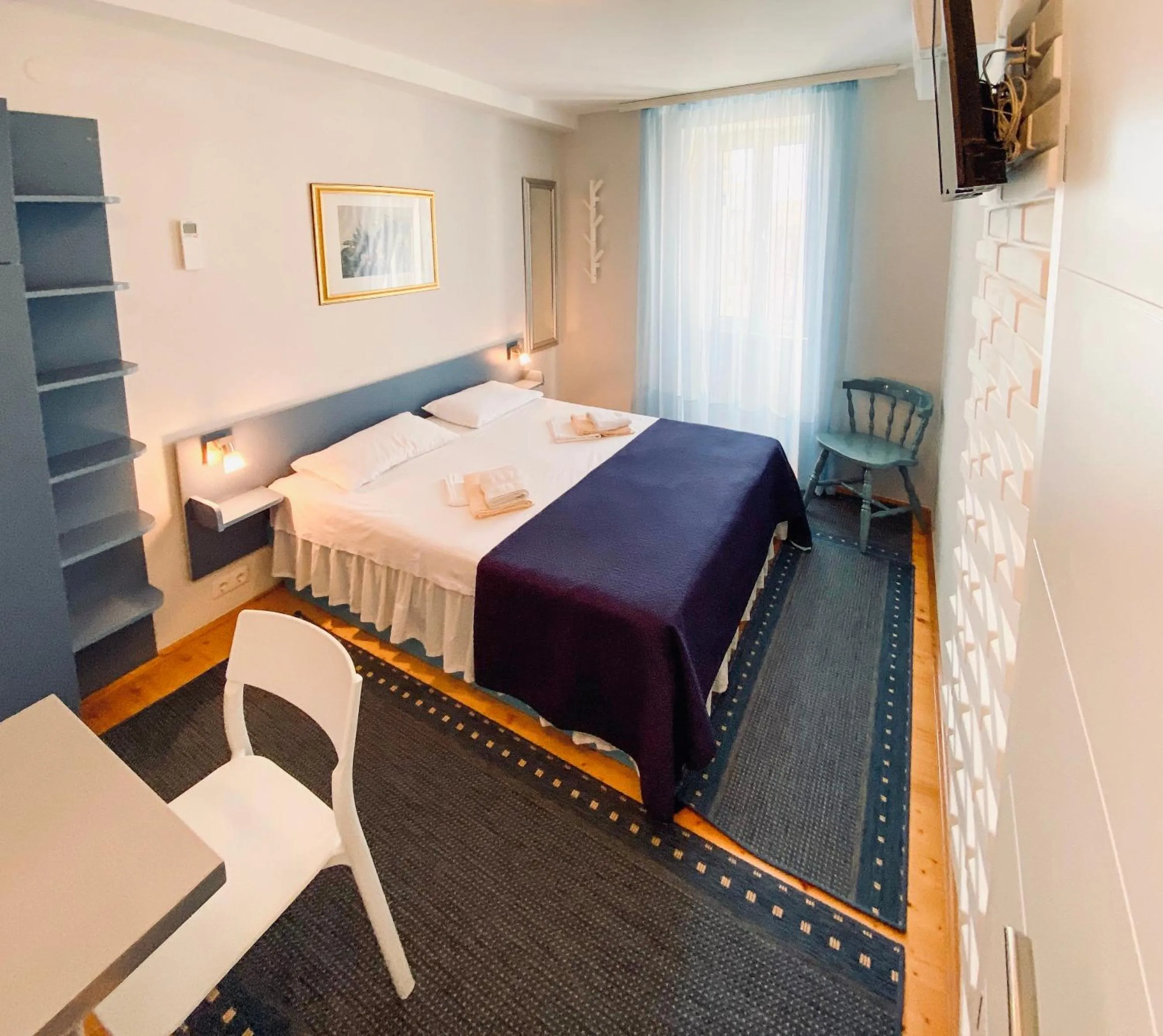 Bed in Komiza Provita Guesthouse