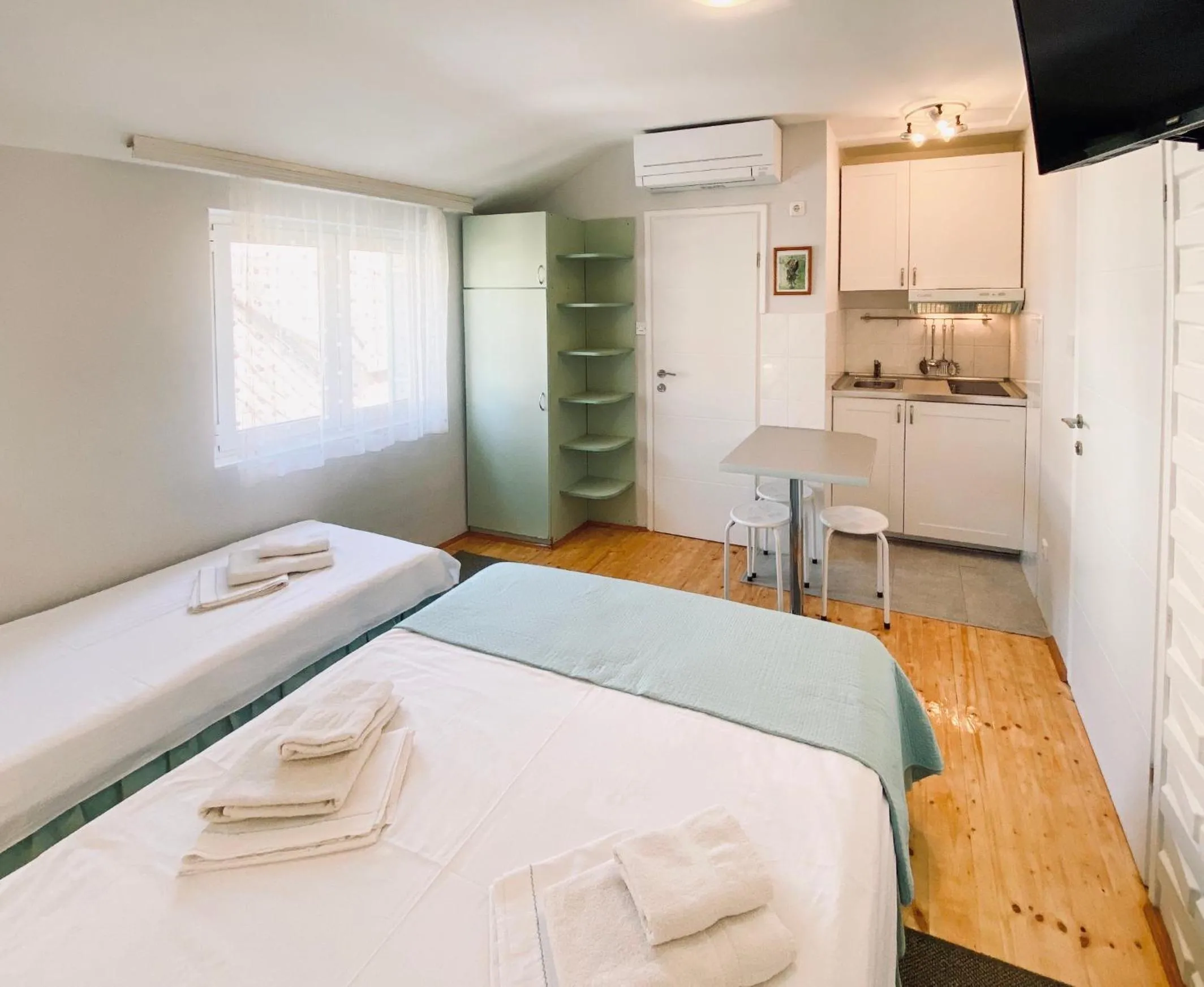 Bed in Komiza Provita Guesthouse