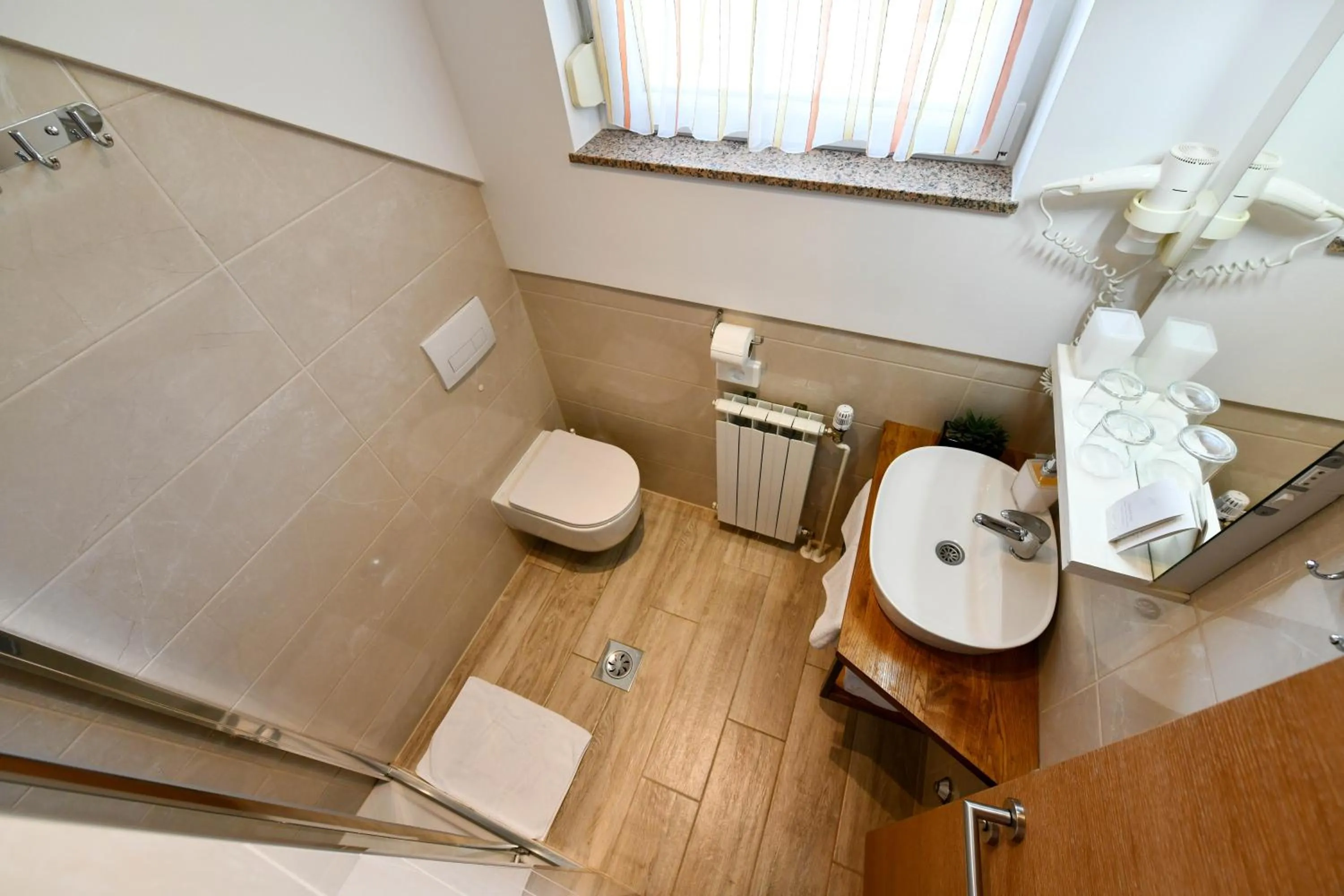 Shower in House Marija B&B