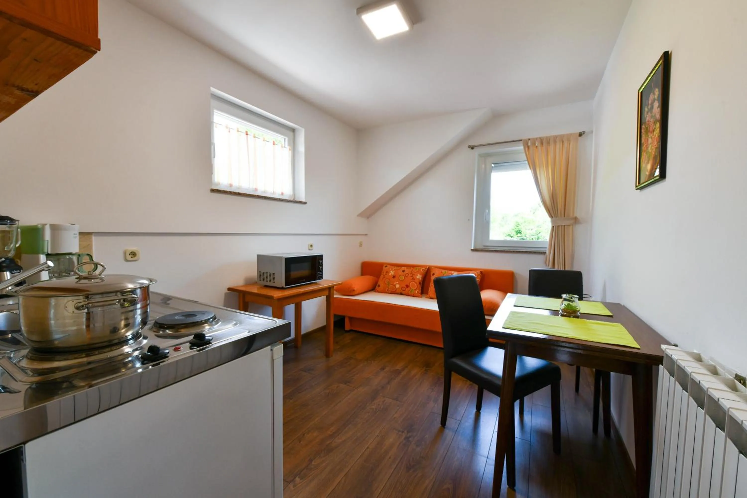 Kitchen or kitchenette in House Marija B&B