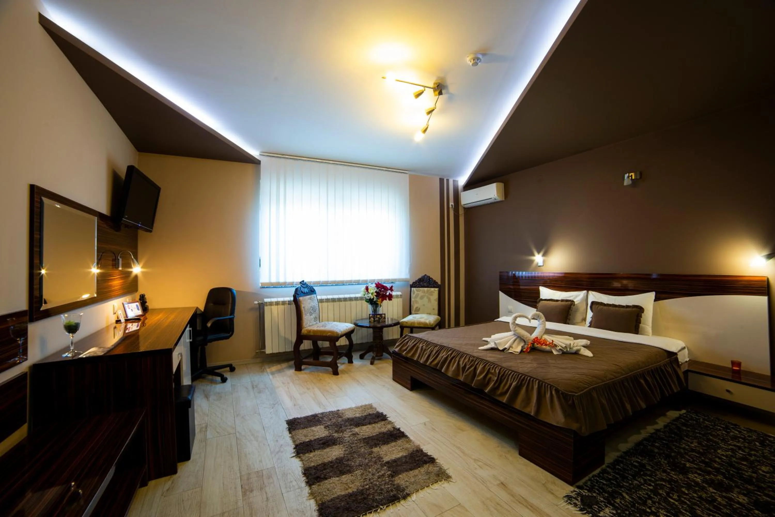 Photo of the whole room, Bed in Garni Hotel Lama