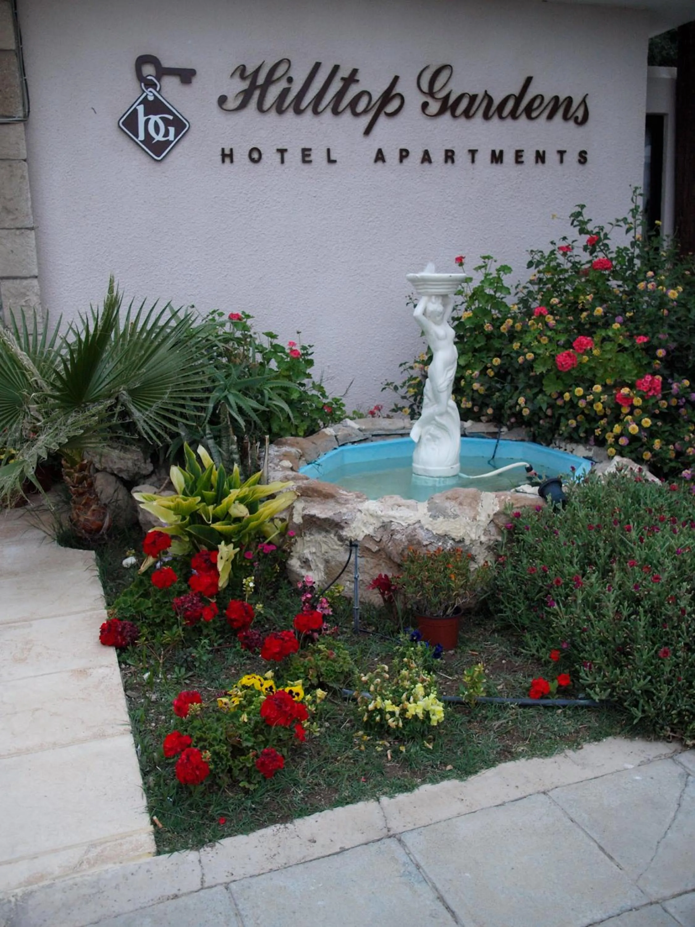 Facade/entrance in Hilltop Gardens Hotel Apartments