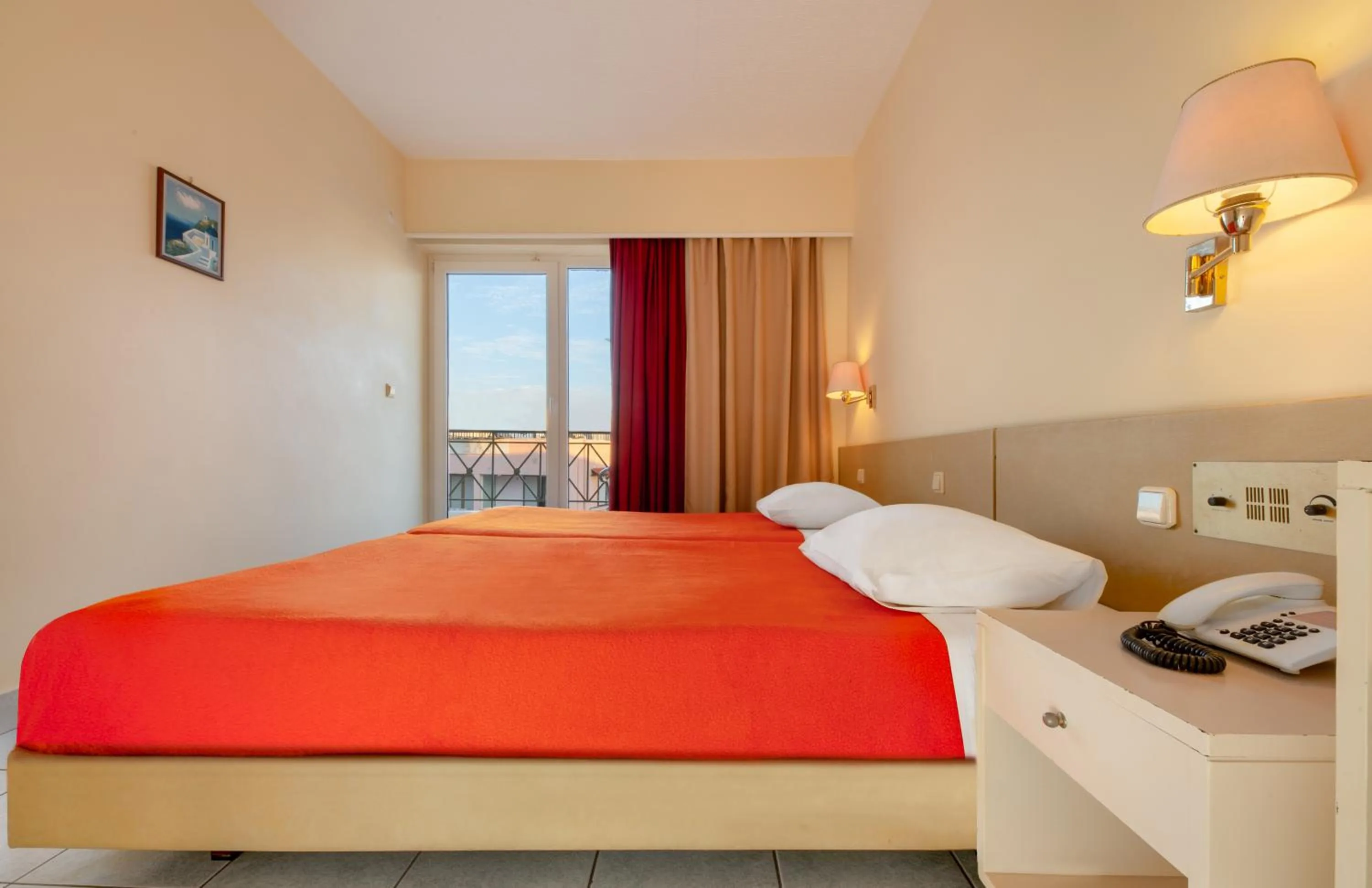 Balcony/Terrace, Bed in Pavlos Hotel