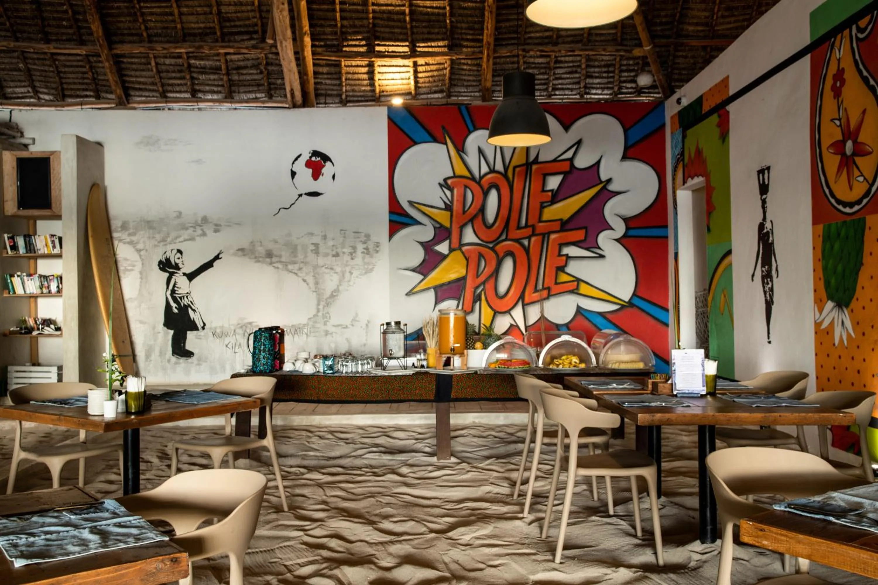 Breakfast in The Loop Beach Resort