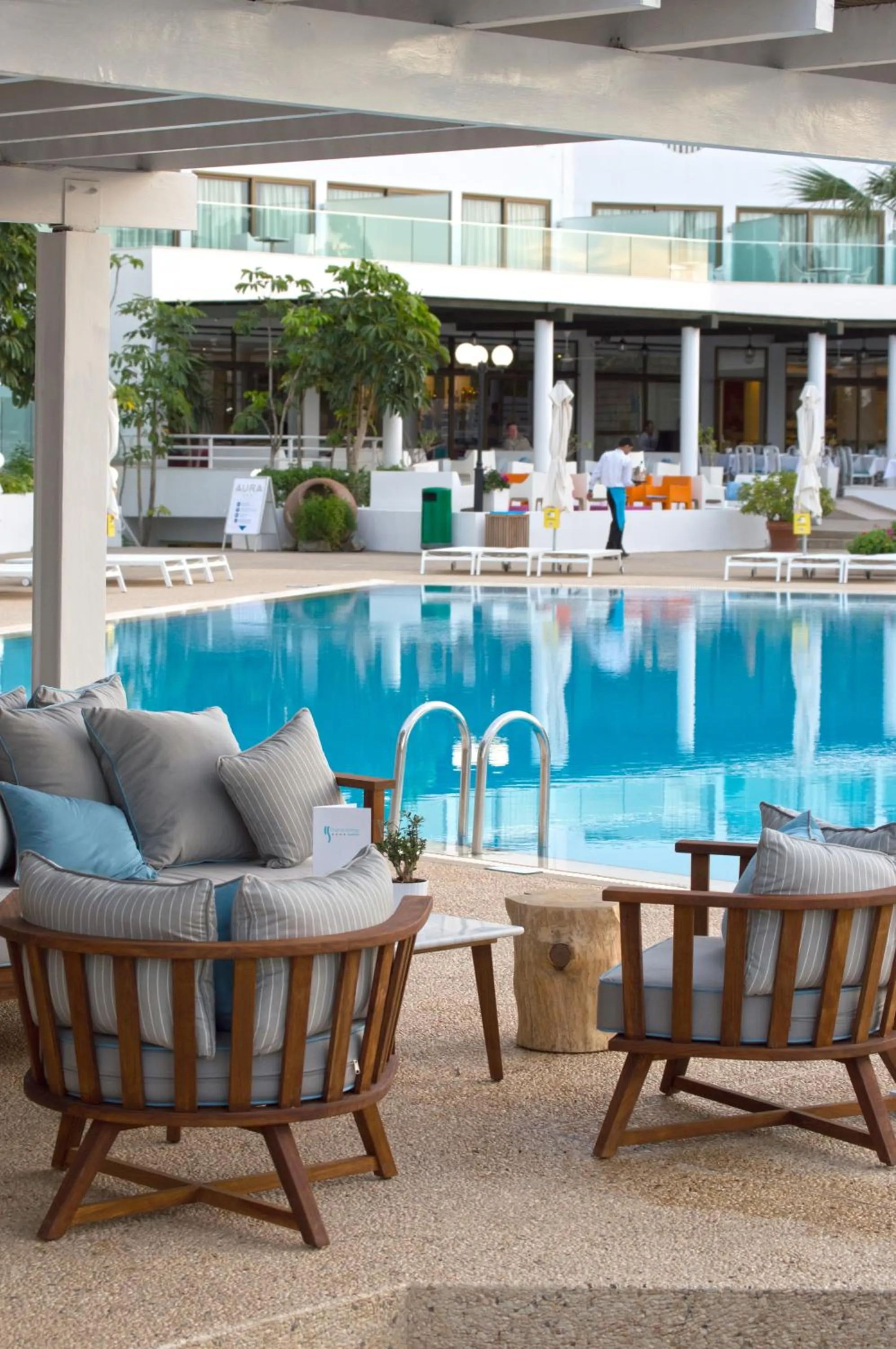 Restaurant/places to eat in Crystal Springs Beach Hotel