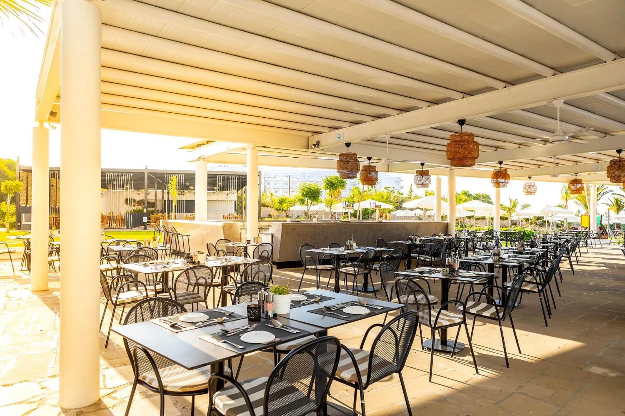 Restaurant/places to eat in Crystal Springs Beach Hotel