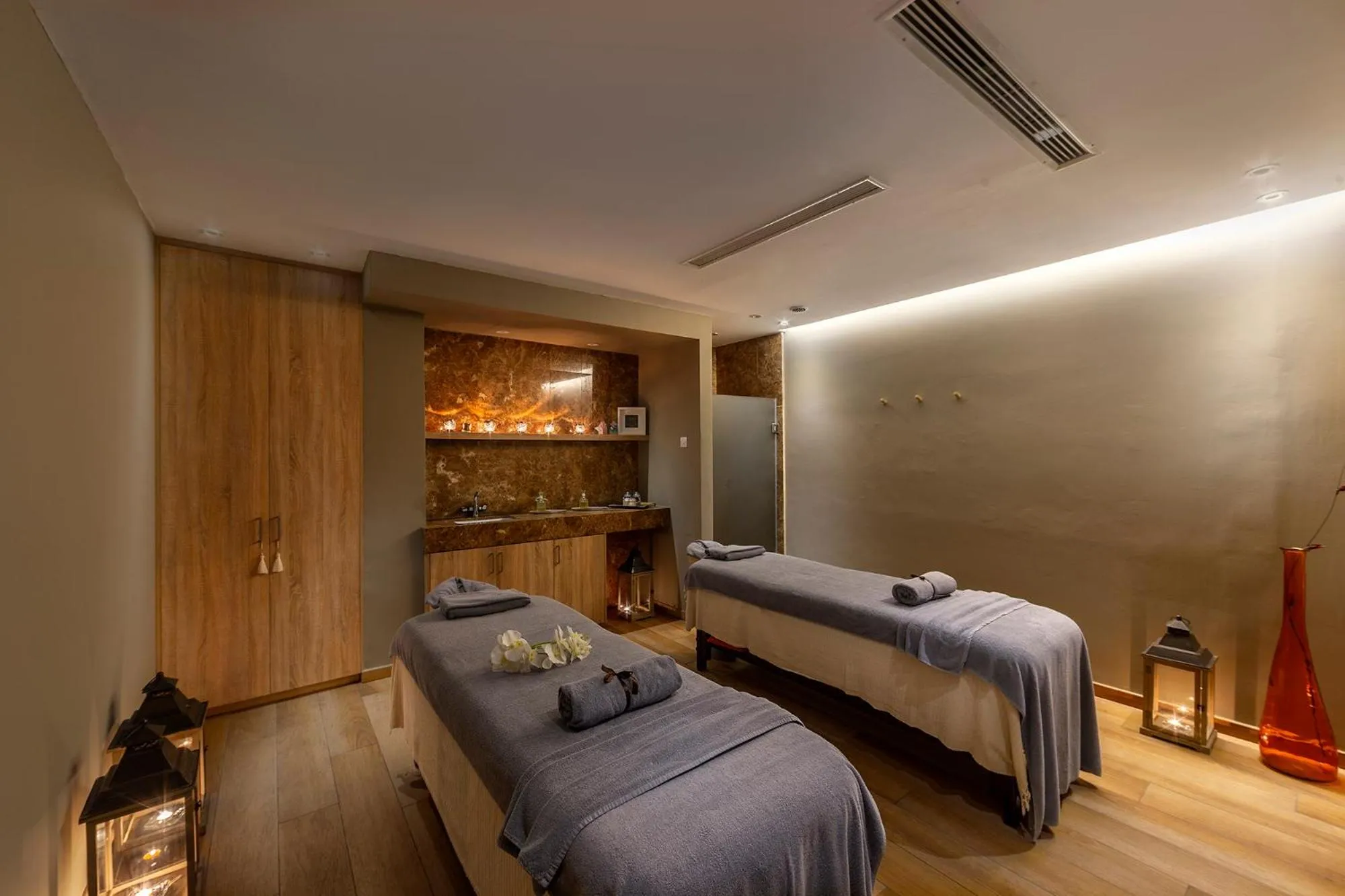 Spa and wellness centre/facilities, Bed in Crystal Springs Beach Hotel