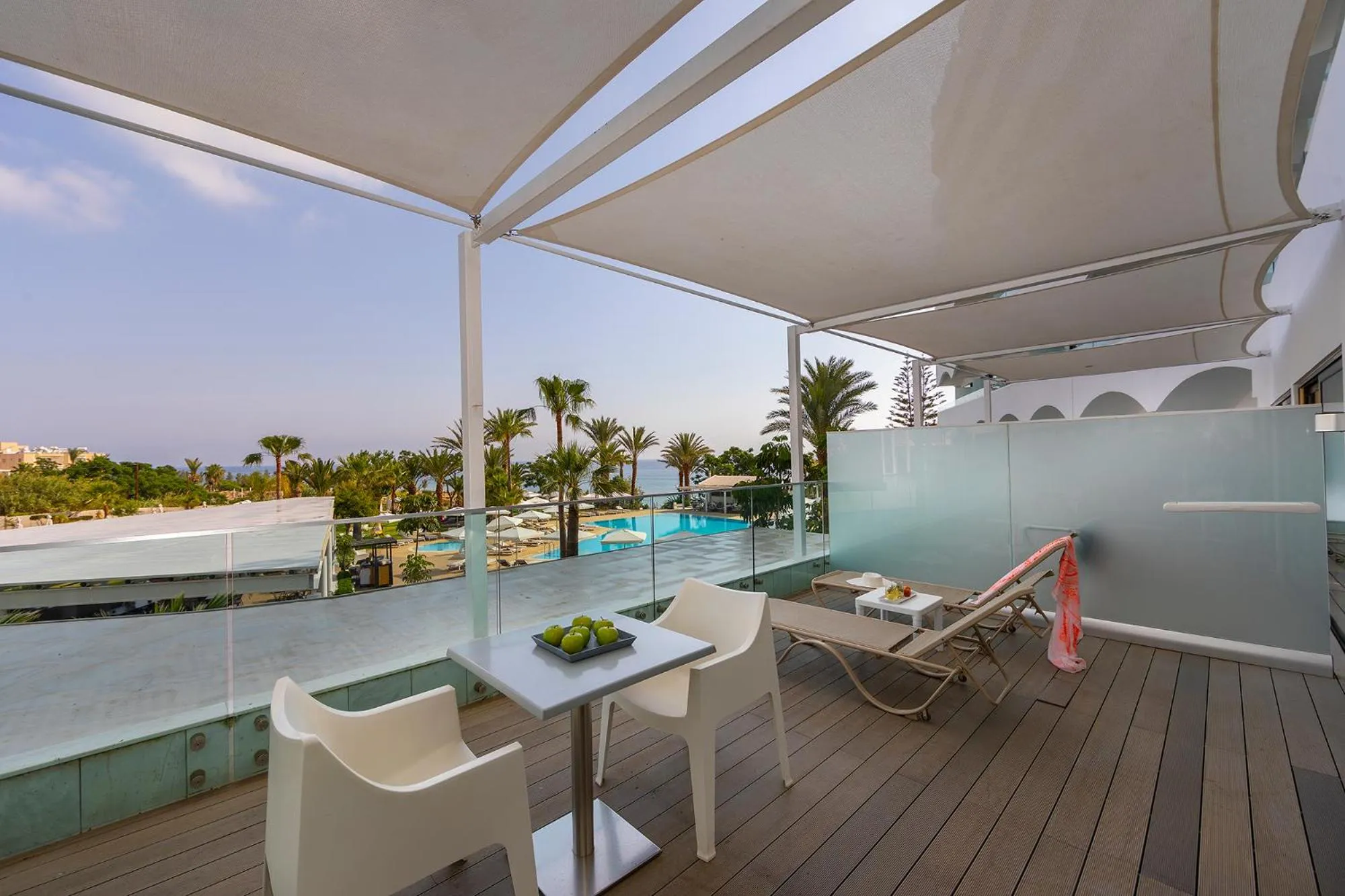 Balcony/Terrace in Crystal Springs Beach Hotel