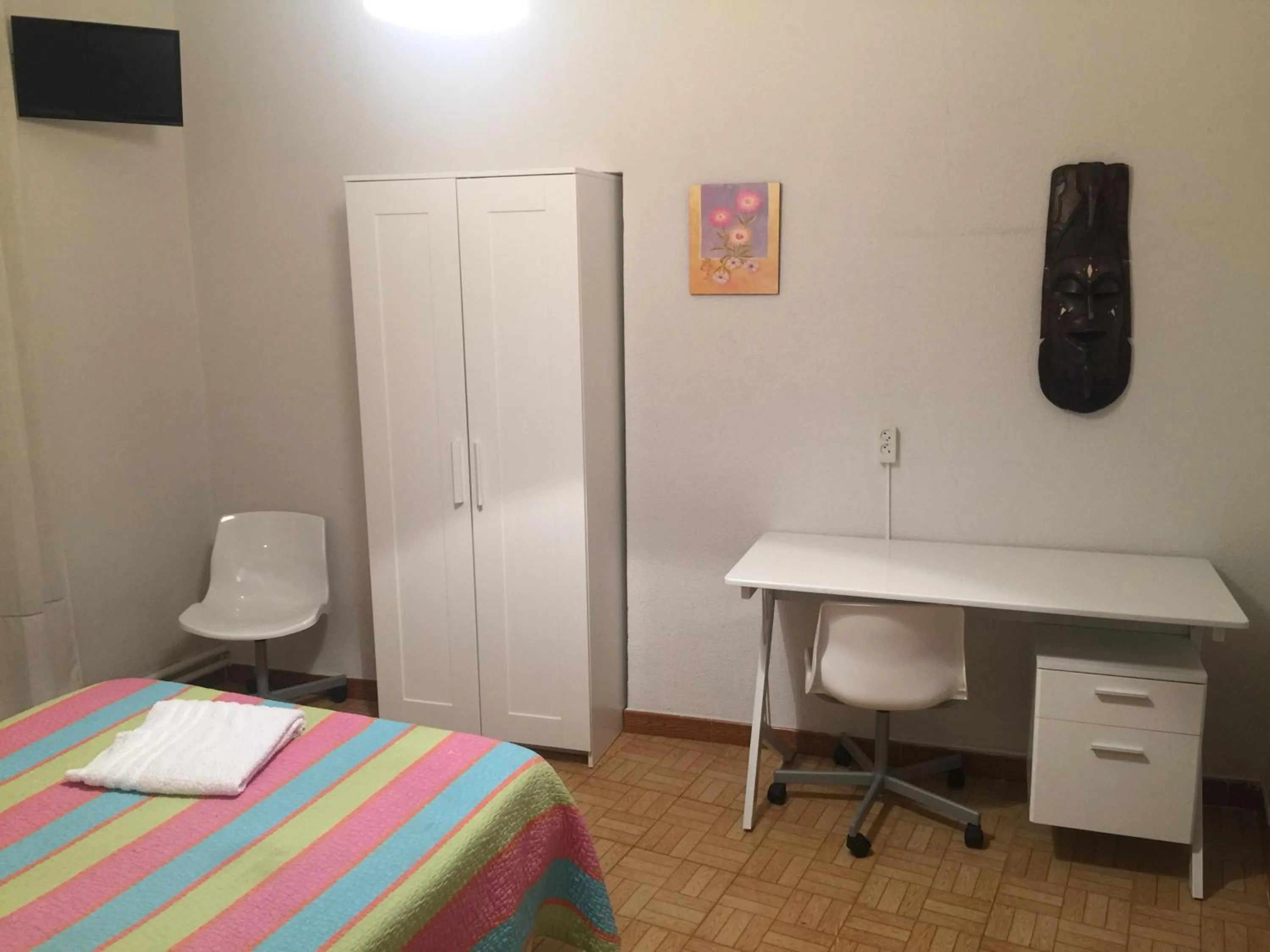 Photo of the whole room in Hostal Murcia