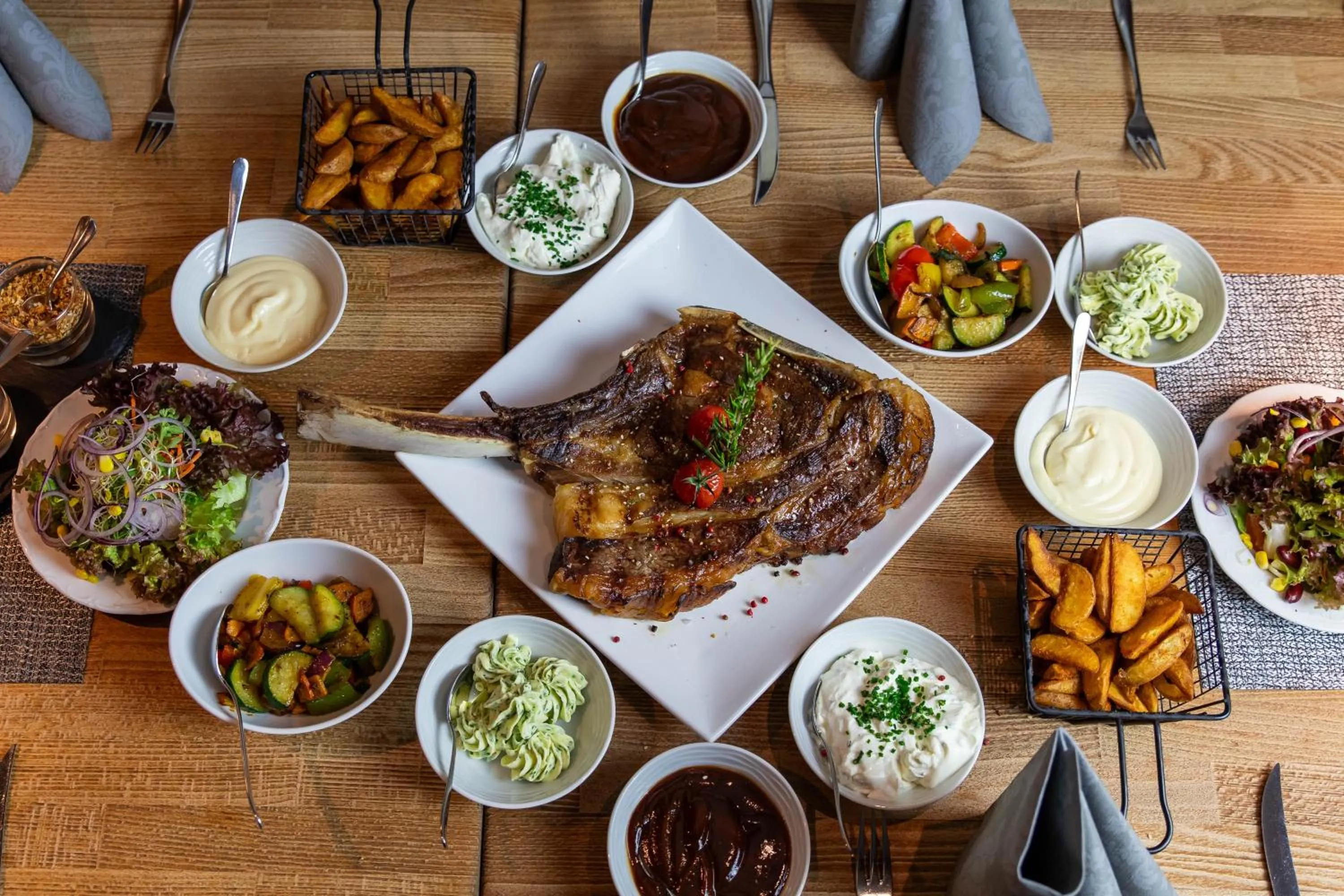 Restaurant/places to eat in Hotel zur Isar