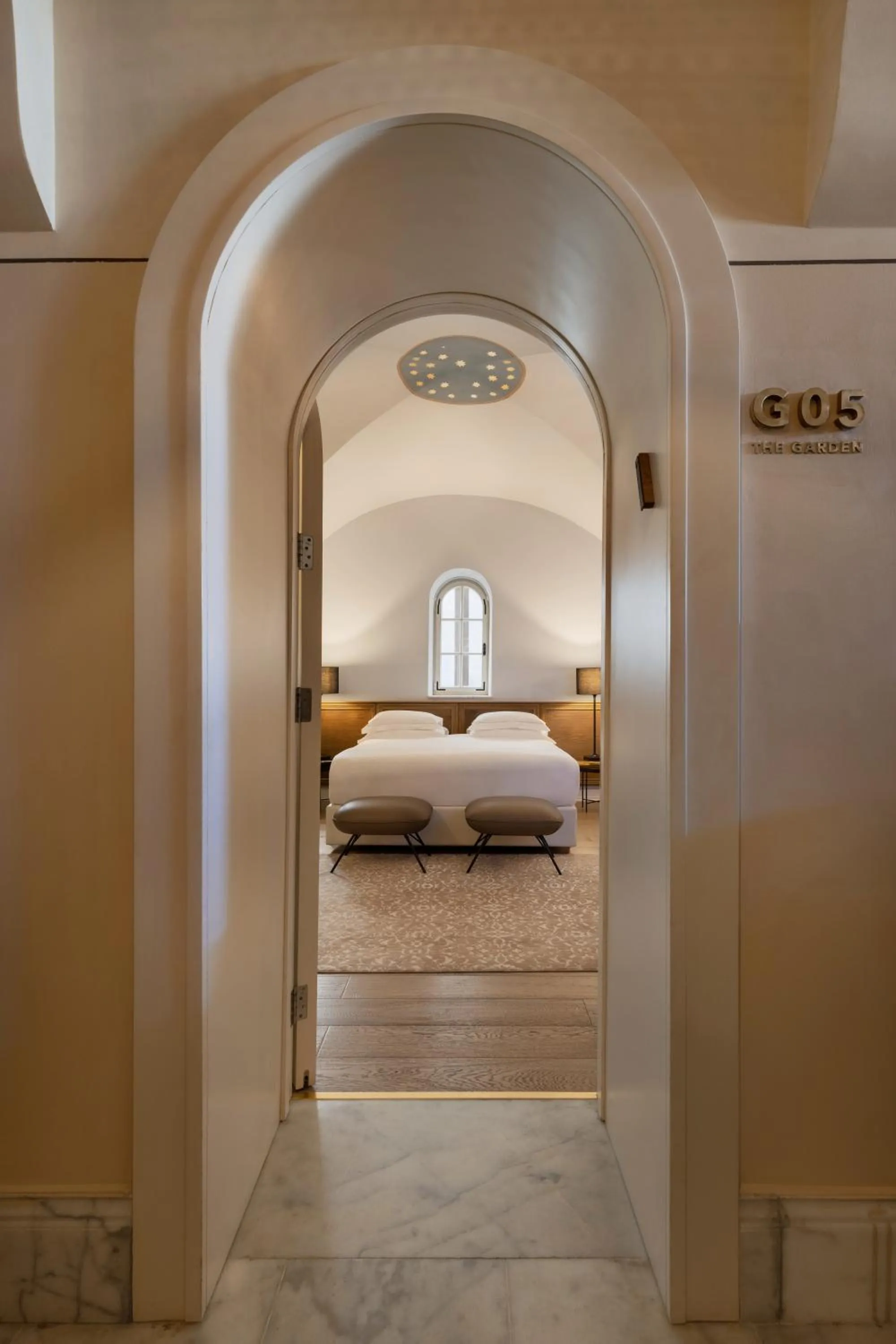 Bed in The Drisco Hotel Tel Aviv - Relais & Châteaux - Adults Only