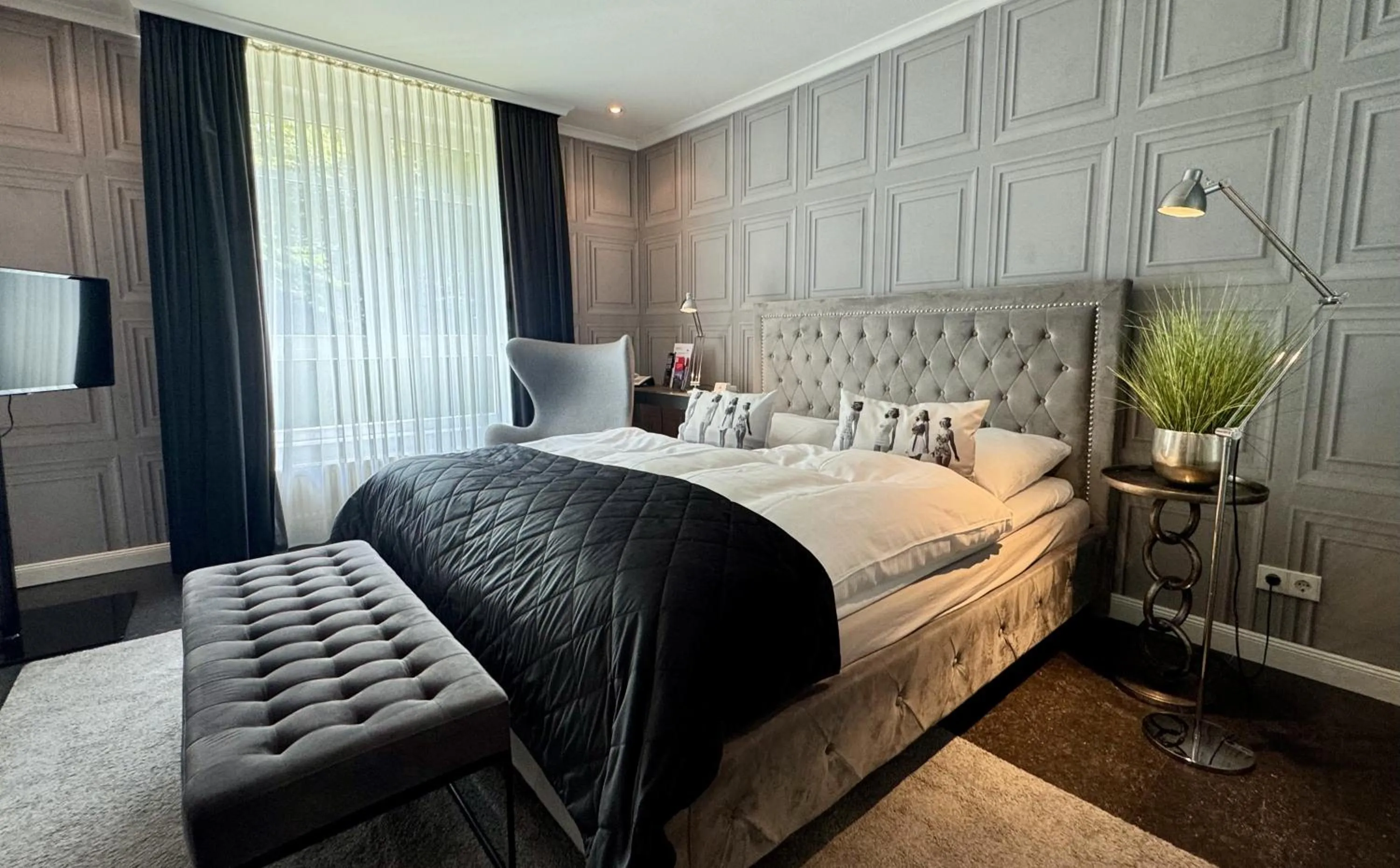 Bed in Parkhotel Bielefeld