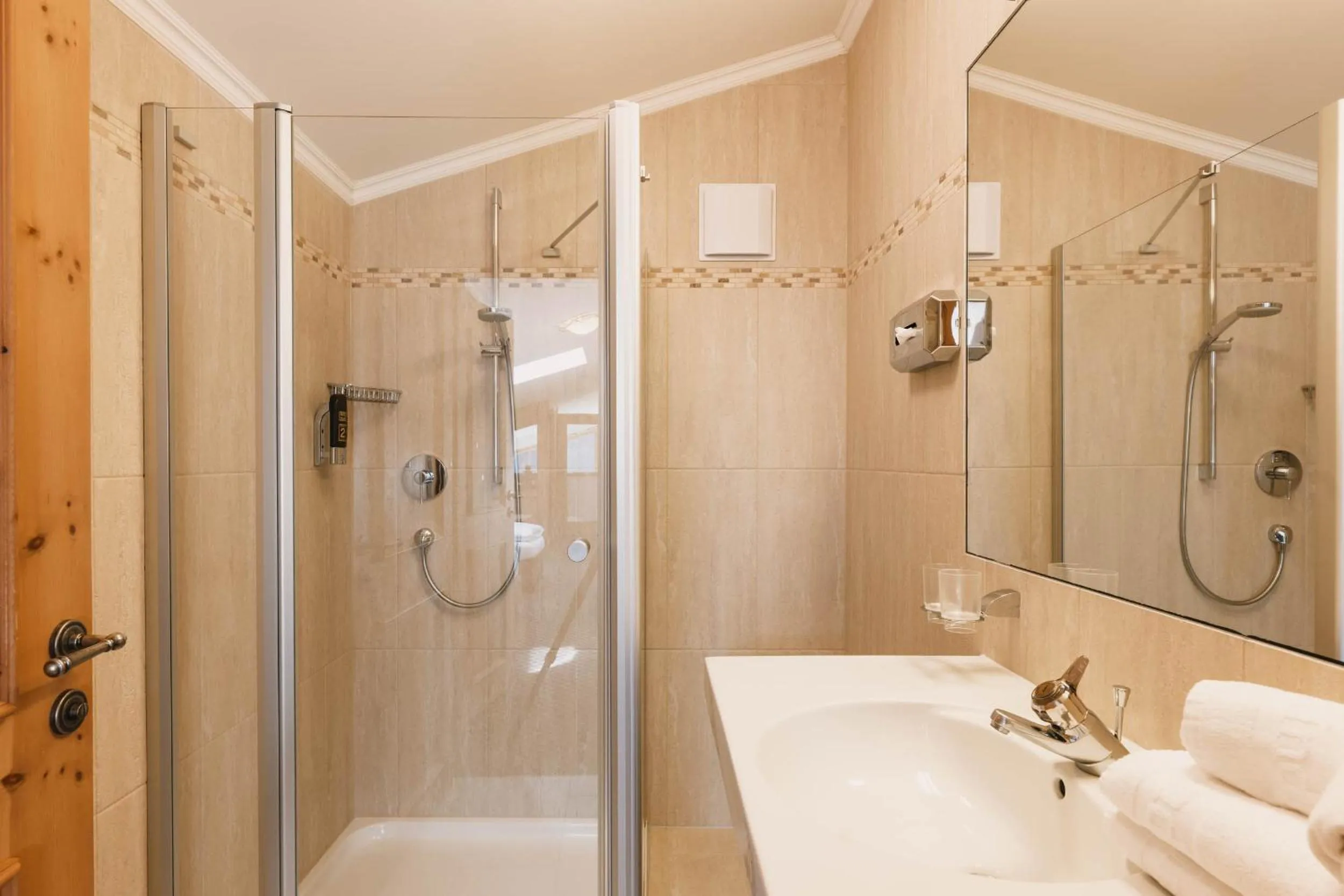 Shower in Familotel Kindl