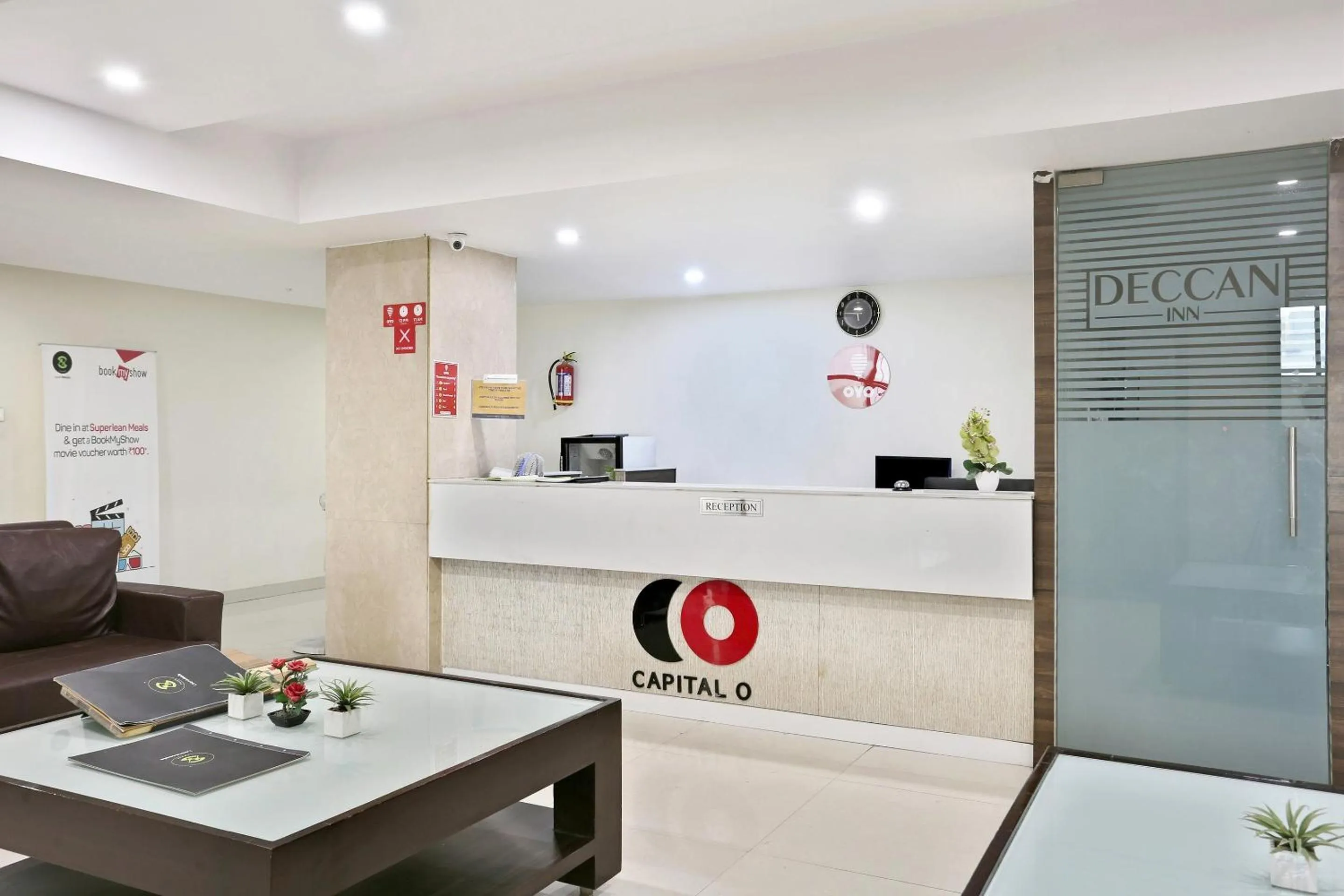 Lobby or reception in Townhouse Halcyon Deccan Inn Near Shilparamam