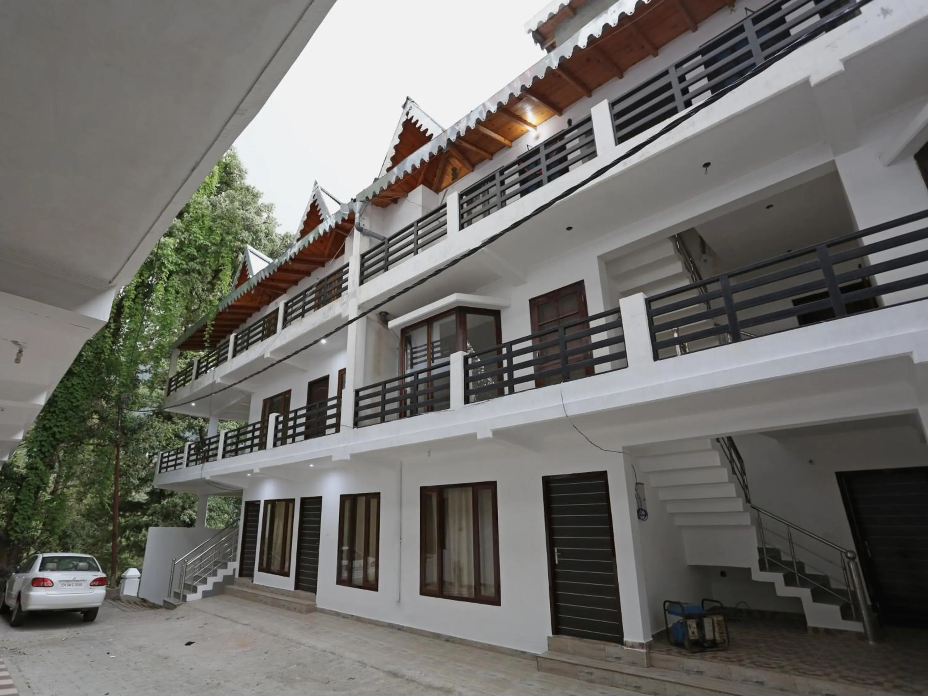 Facade/entrance in Super OYO Summer King